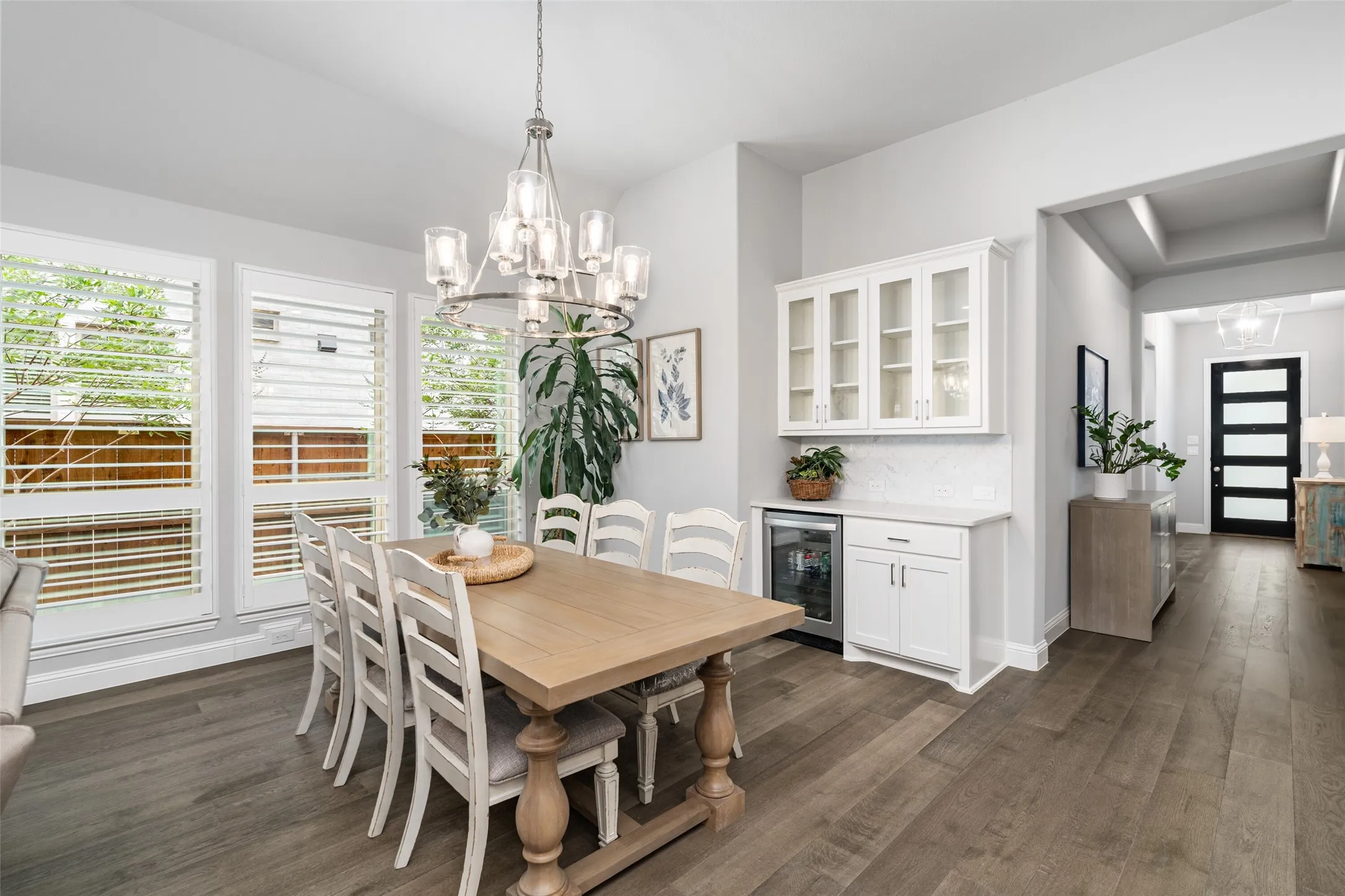 Single Family Residence For Sale in Collin County , 15150 Catalpa Road, Frisco, Texas 75035, 4 Bedroom, 3 Bathroom, 2 Garage spaces, 2,293 Sqft, built in 2019, mls#21262272, Real Estate Agent in Frisco, Homes For Sale in Collin county, Homes For Sale in Frisco, Realtor in Frisco Texas, Real Estate Brokerage Independent Realty Texas, Luminita Cordes Realtor