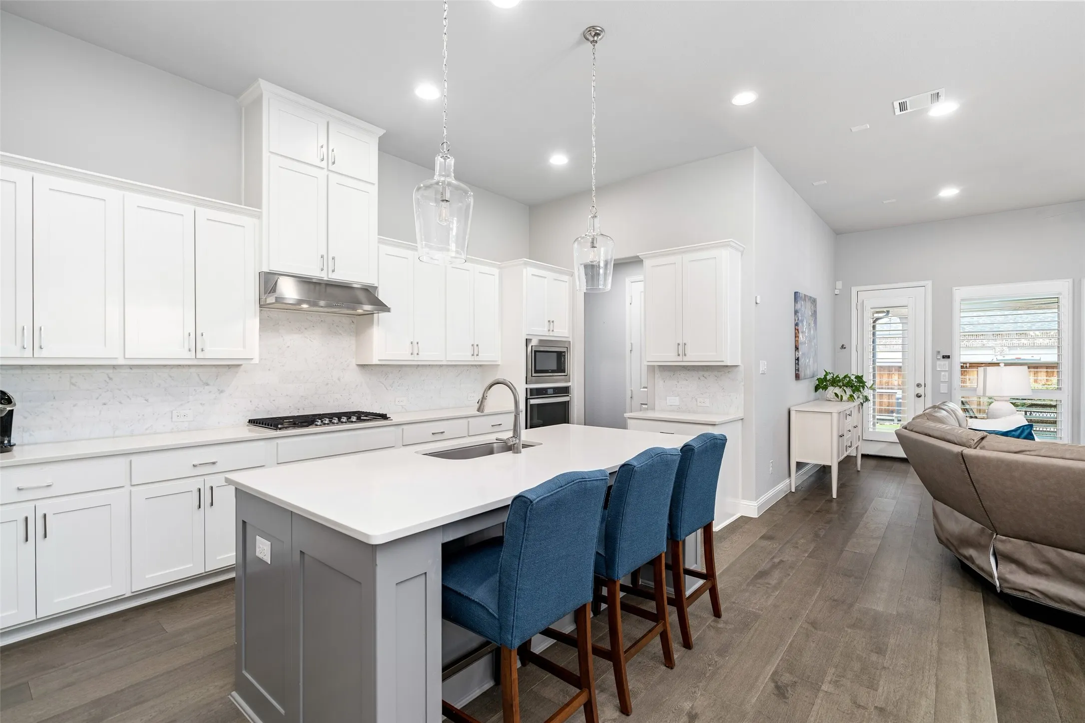 Single Family Residence For Sale in Collin County , 15150 Catalpa Road, Frisco, Texas 75035, 4 Bedroom, 3 Bathroom, 2 Garage spaces, 2,293 Sqft, built in 2019, mls#21262272, Real Estate Agent in Frisco, Homes For Sale in Collin county, Homes For Sale in Frisco, Realtor in Frisco Texas, Real Estate Brokerage Independent Realty Texas, Luminita Cordes Realtor