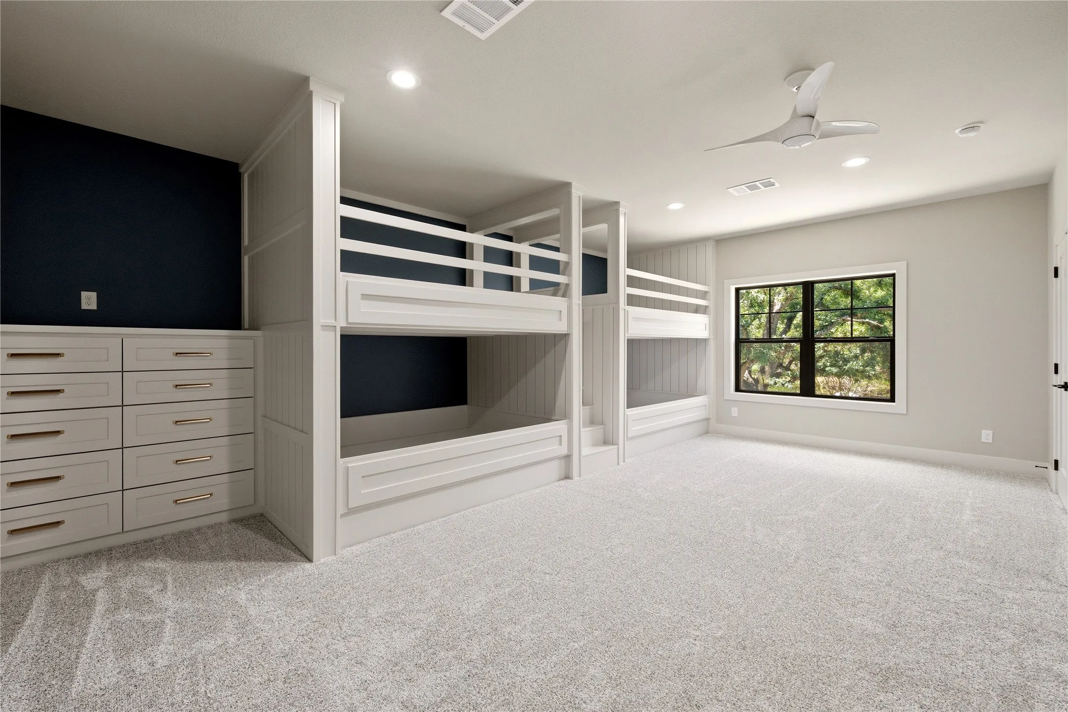 Single Family Residence For Sale in Henderson County , 100 Brentwood Estates Drive, Trinidad, Texas 75163, 6 Bedroom, 6 Bathroom, 2 Garage spaces, 3,843 Sqft, built in 2026, Price $2,299,000, mls#21263788, Real Estate Agent in Trinidad, Homes For Sale in Henderson county, Homes For Sale in Trinidad, Realtor in Trinidad Texas, Real Estate Brokerage Independent Realty Texas, Luminita Cordes Realtor
