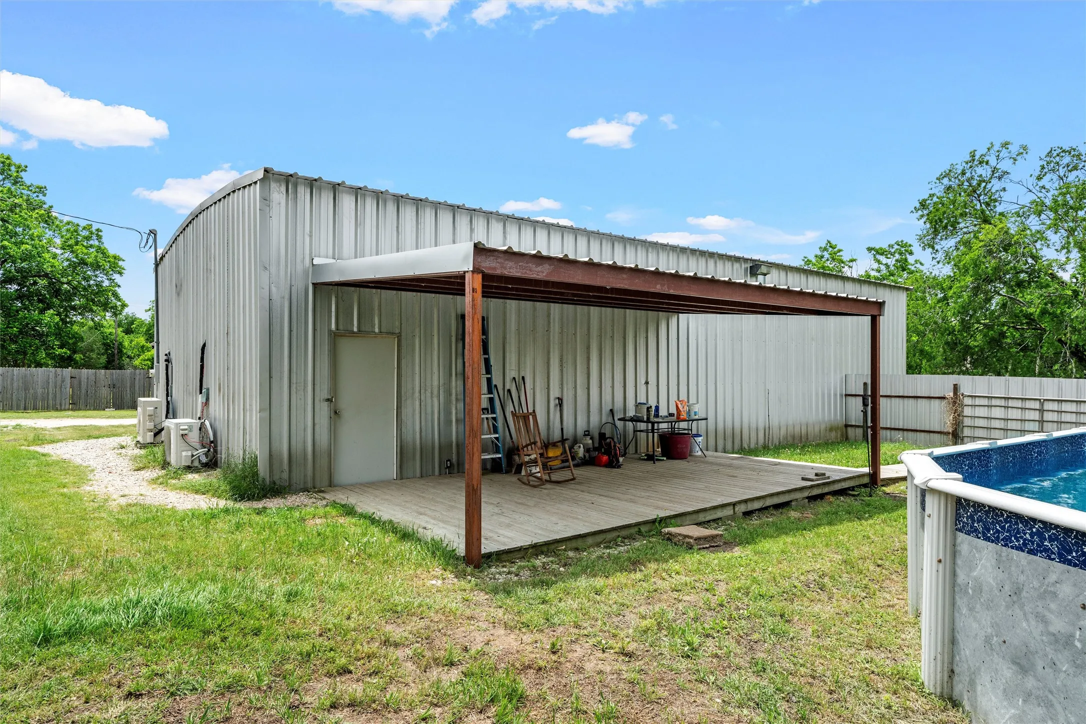 Single Family Residence For Sale in Mc Lennan County , 209 N Goddard Street, Mart, Texas 76664, 3 Bedroom, 2 Bathroom, Garage spaces, 1,662 Sqft, built in 1974, Price $229,000, mls#21263820, Real Estate Agent in Mart, Homes For Sale in Mc Lennan county, Homes For Sale in Mart, Realtor in Mart Texas, Real Estate Brokerage Independent Realty Texas, Luminita Cordes Realtor