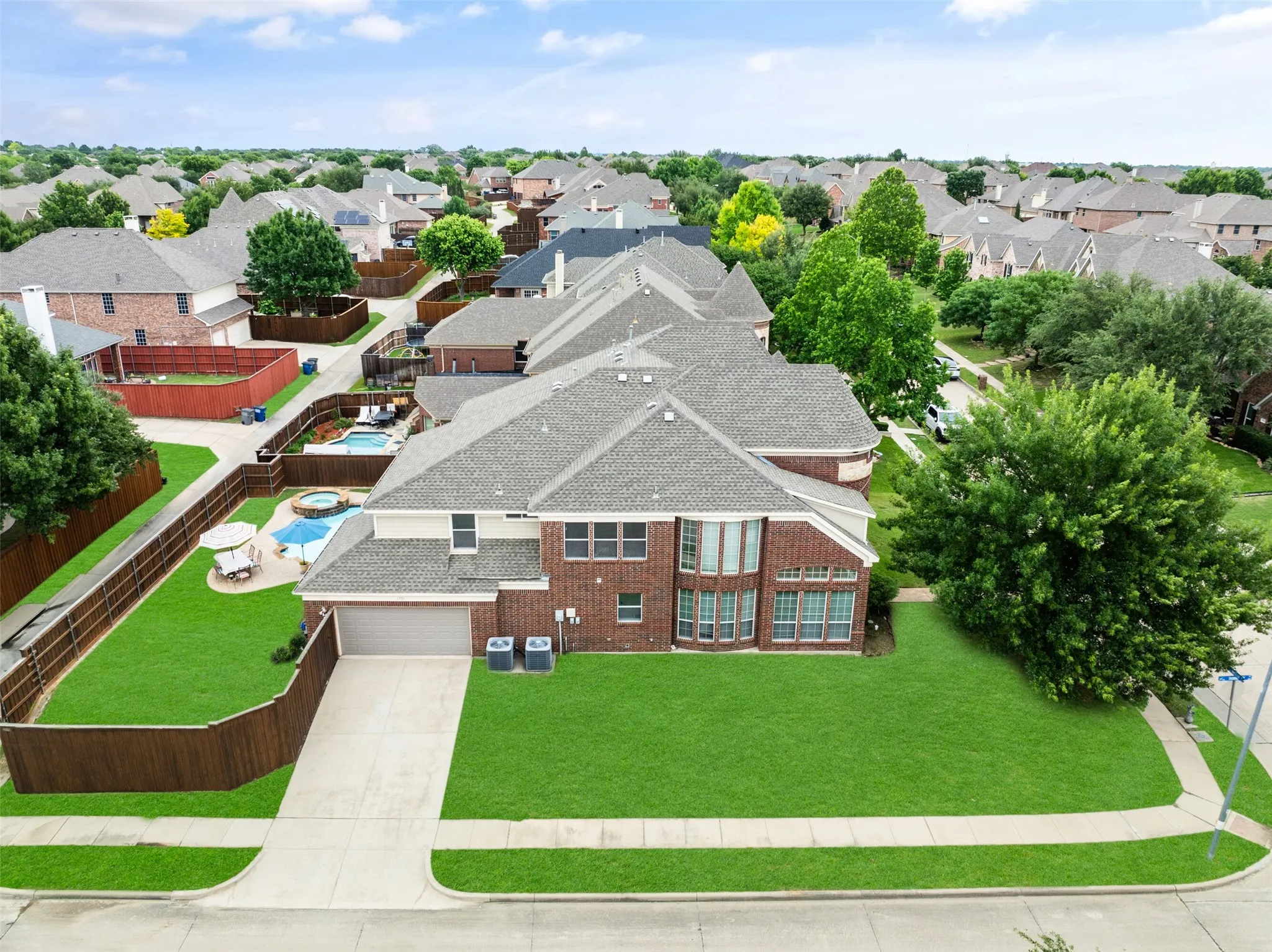 Single Family Residence For Sale in Collin County , 1737 Mapleleaf Drive, Wylie, Texas 75098, 6 Bedrooms, 4 Bathrooms, 3 Garage spaces, 4,168 Sqft, built in 2008, Price $674,900, mls#21260788, Real Estate Agent in Wylie, Homes For Sale in Collin county, Homes For Sale in Wylie, Realtor in Wylie Texas, Real Estate Brokerage Independent Realty Texas, Luminita Cordes Realtor
