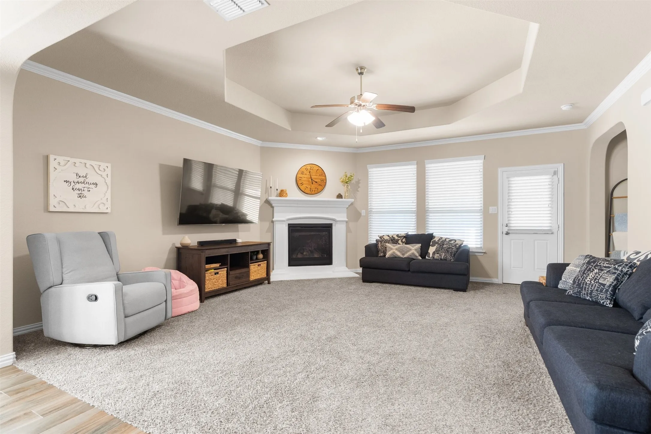 Single Family Residence For Sale in Denton County , 2108 Moonsail Lane, Denton, Texas 76210, 3 Bedroom, 3 Bathroom, 2 Garage spaces, 2,204 Sqft, built in 2018, mls#21264233, Real Estate Agent in Denton, Homes For Sale in Denton county, Homes For Sale in Denton, Realtor in Denton Texas, Real Estate Brokerage Independent Realty Texas, Luminita Cordes Realtor