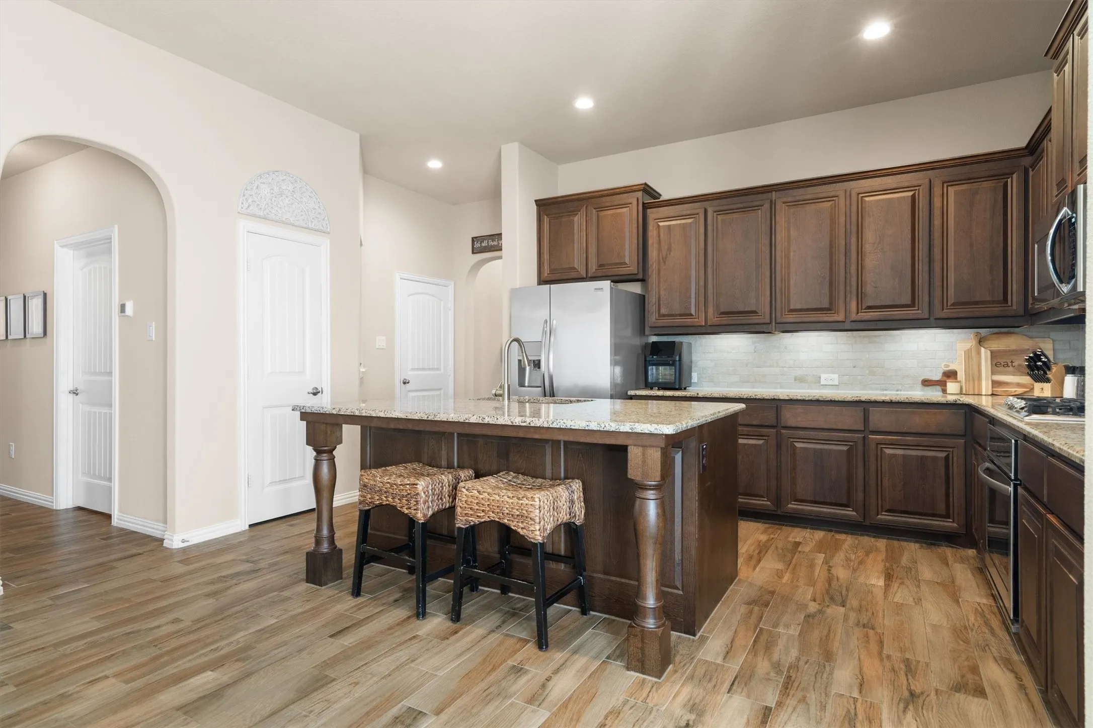 Single Family Residence For Sale in Denton County , 2108 Moonsail Lane, Denton, Texas 76210, 3 Bedroom, 3 Bathroom, 2 Garage spaces, 2,204 Sqft, built in 2018, mls#21264233, Real Estate Agent in Denton, Homes For Sale in Denton county, Homes For Sale in Denton, Realtor in Denton Texas, Real Estate Brokerage Independent Realty Texas, Luminita Cordes Realtor
