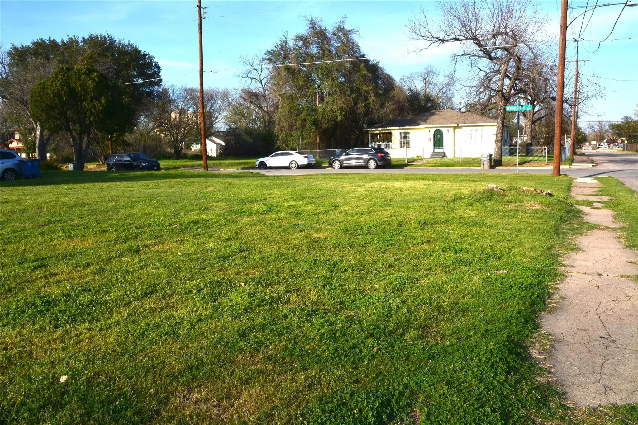 Unimproved Land For Sale in Dallas County , 3525 Wendelkin Street, Dallas, Texas 75215, 0, 0, Garage spaces, 0 Sqft, built in 0, Price $125,000, mls#21262218, Real Estate Agent in Dallas, Homes For Sale in Dallas county, Homes For Sale in Dallas, Realtor in Dallas Texas, Real Estate Brokerage Independent Realty Texas, Luminita Cordes Realtor