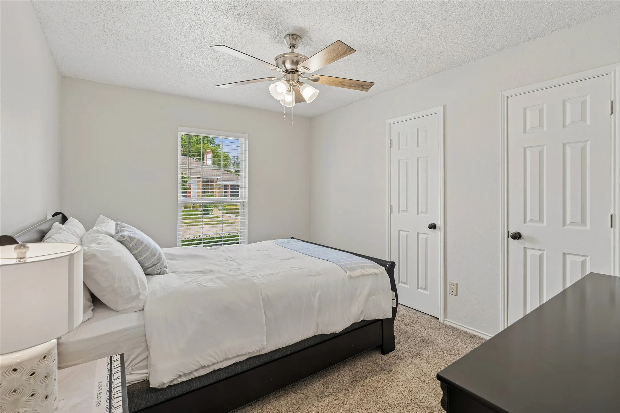Single Family Residence For Sale in Collin County , 4405 Durango Lane, Mc Kinney, Texas 75070, 3 Bedroom, 2 Bathroom, 2 Garage spaces, 1,862 Sqft, built in 1988, Price $455,000, mls#21264431, Real Estate Agent in Mc Kinney, Homes For Sale in Collin county, Homes For Sale in Mc Kinney, Realtor in Mc Kinney Texas, Real Estate Brokerage Independent Realty Texas, Luminita Cordes Realtor