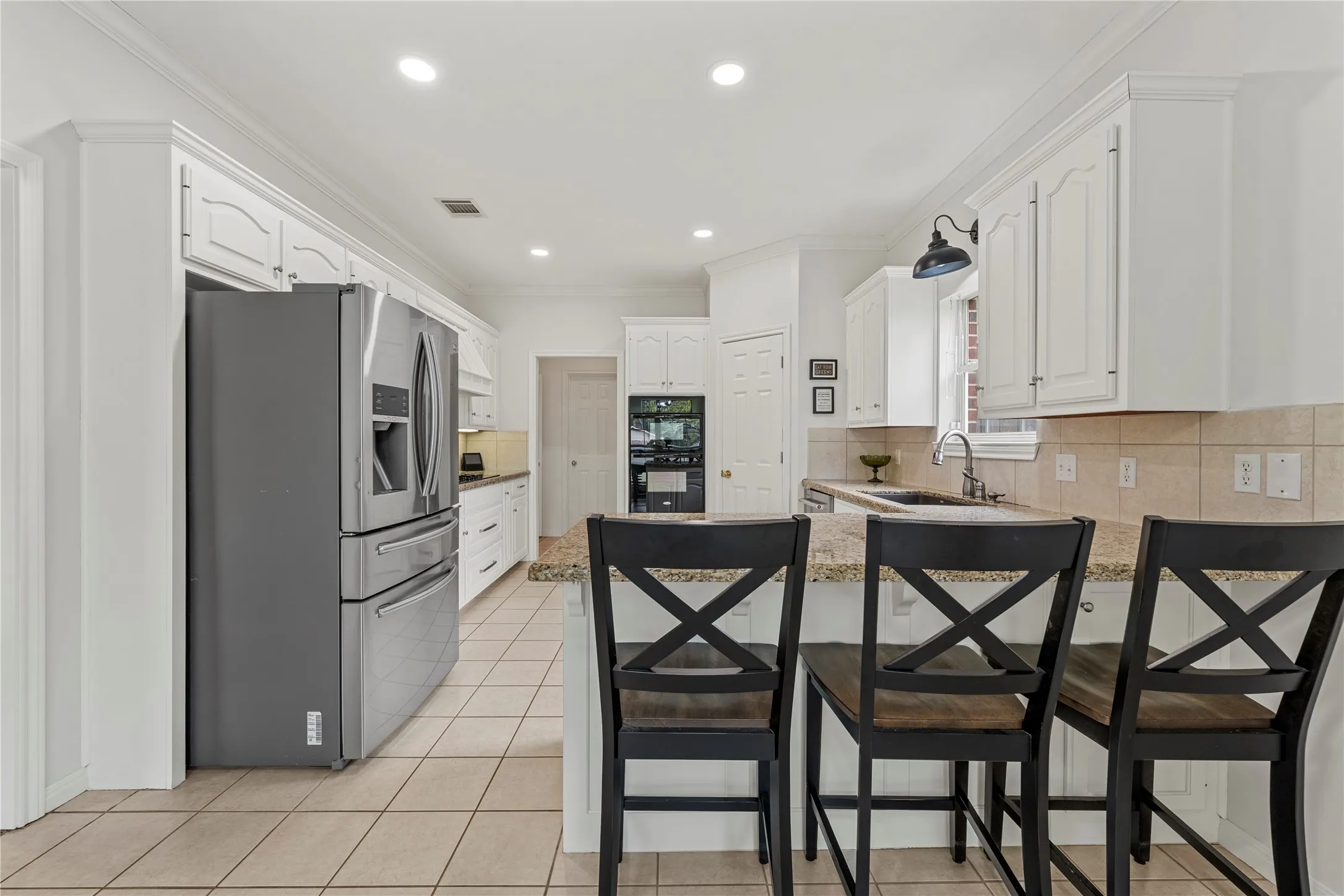 Single Family Residence For Sale in Mc Lennan County , 1694 Mclennan Crossing Road, Woodway, Texas 76712, 4 Bedroom, 3 Bathroom, 2 Garage spaces, 2,529 Sqft, built in 2001, mls#21264397, Real Estate Agent in Woodway, Homes For Sale in Mc Lennan county, Homes For Sale in Woodway, Realtor in Woodway Texas, Real Estate Brokerage Independent Realty Texas, Luminita Cordes Realtor