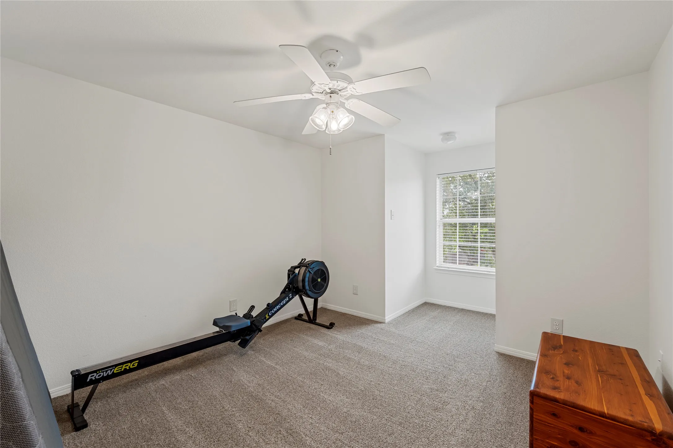 Single Family Residence For Sale in Mc Lennan County , 1694 Mclennan Crossing Road, Woodway, Texas 76712, 4 Bedroom, 3 Bathroom, 2 Garage spaces, 2,529 Sqft, built in 2001, mls#21264397, Real Estate Agent in Woodway, Homes For Sale in Mc Lennan county, Homes For Sale in Woodway, Realtor in Woodway Texas, Real Estate Brokerage Independent Realty Texas, Luminita Cordes Realtor