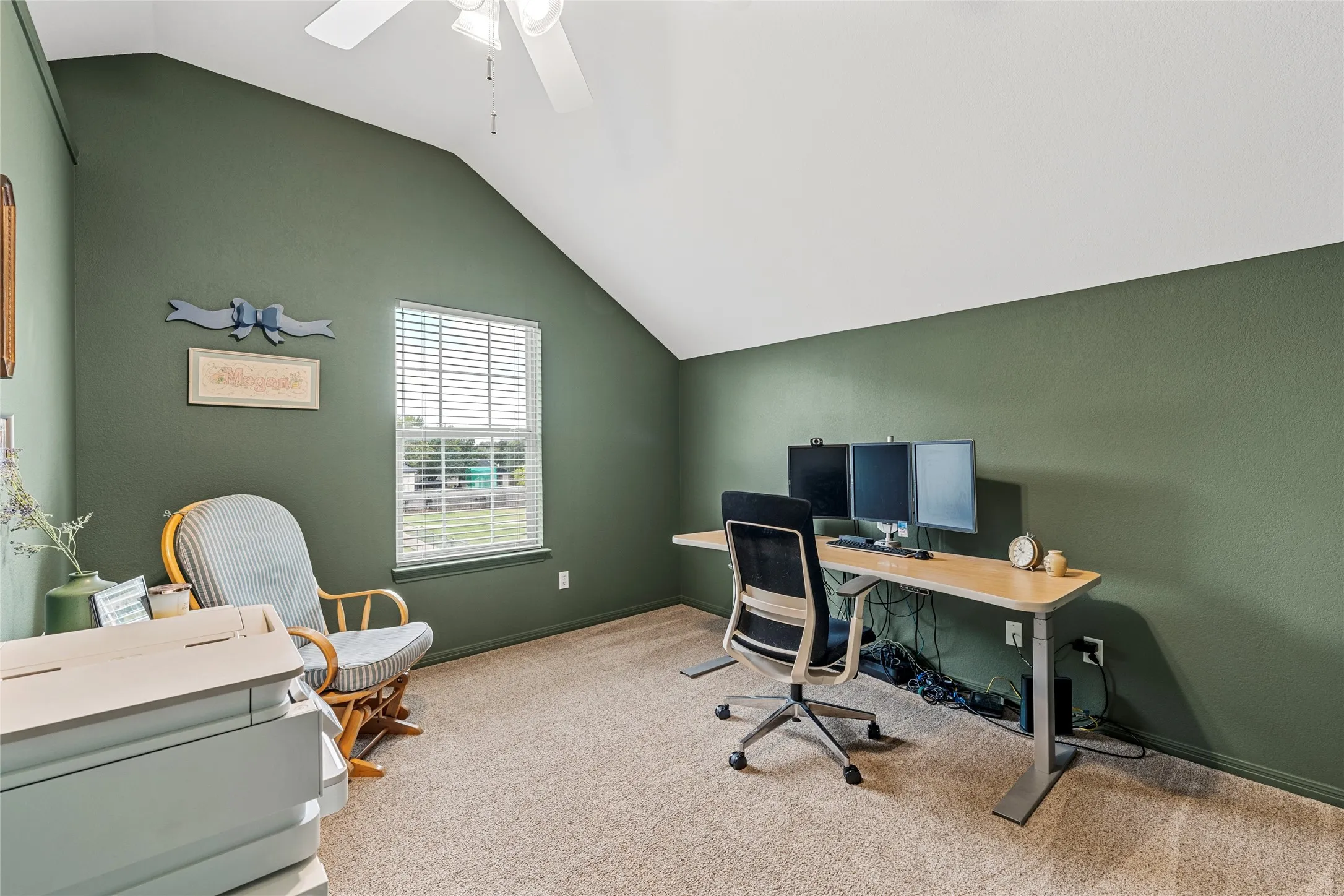 Single Family Residence For Sale in Mc Lennan County , 1694 Mclennan Crossing Road, Woodway, Texas 76712, 4 Bedroom, 3 Bathroom, 2 Garage spaces, 2,529 Sqft, built in 2001, mls#21264397, Real Estate Agent in Woodway, Homes For Sale in Mc Lennan county, Homes For Sale in Woodway, Realtor in Woodway Texas, Real Estate Brokerage Independent Realty Texas, Luminita Cordes Realtor