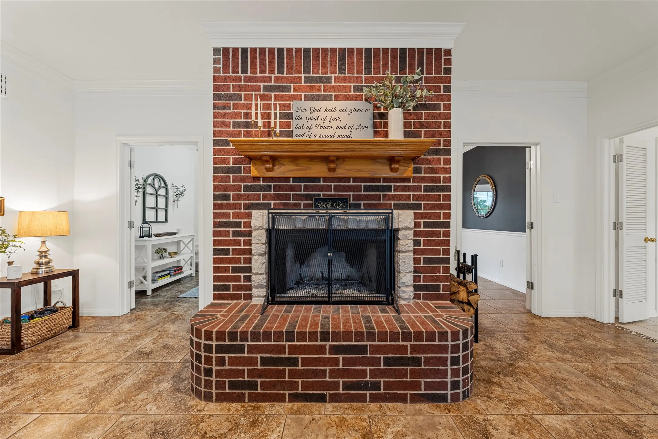 Single Family Residence For Sale in Mc Lennan County , 1694 Mclennan Crossing Road, Woodway, Texas 76712, 4 Bedroom, 3 Bathroom, 2 Garage spaces, 2,529 Sqft, built in 2001, mls#21264397, Real Estate Agent in Woodway, Homes For Sale in Mc Lennan county, Homes For Sale in Woodway, Realtor in Woodway Texas, Real Estate Brokerage Independent Realty Texas, Luminita Cordes Realtor