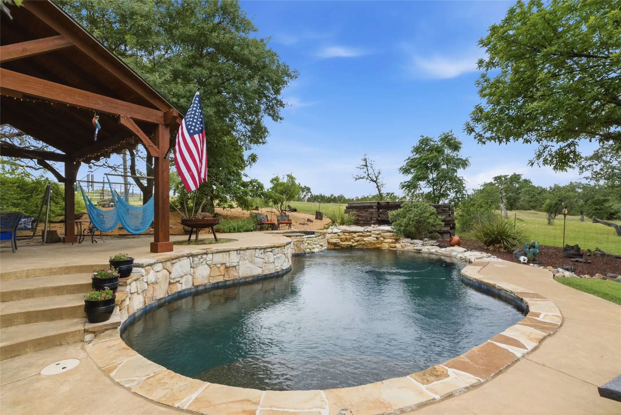 Single Family Residence For Sale in Erath County , 1973 County Road 513, Stephenville, Texas 76401, 4 Bedroom, 2 Bathroom, 3 Garage spaces, 1,939 Sqft, built in 1977, mls#21264281, Real Estate Agent in Stephenville, Homes For Sale in Erath county, Homes For Sale in Stephenville, Realtor in Stephenville Texas, Real Estate Brokerage Independent Realty Texas, Luminita Cordes Realtor