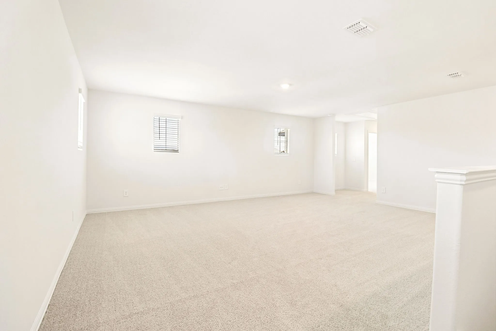  Photo is not of the actual home, but is an inspirational photo of builder’s model home and may depict options, furnishings, and/or decorator features that are not included.

