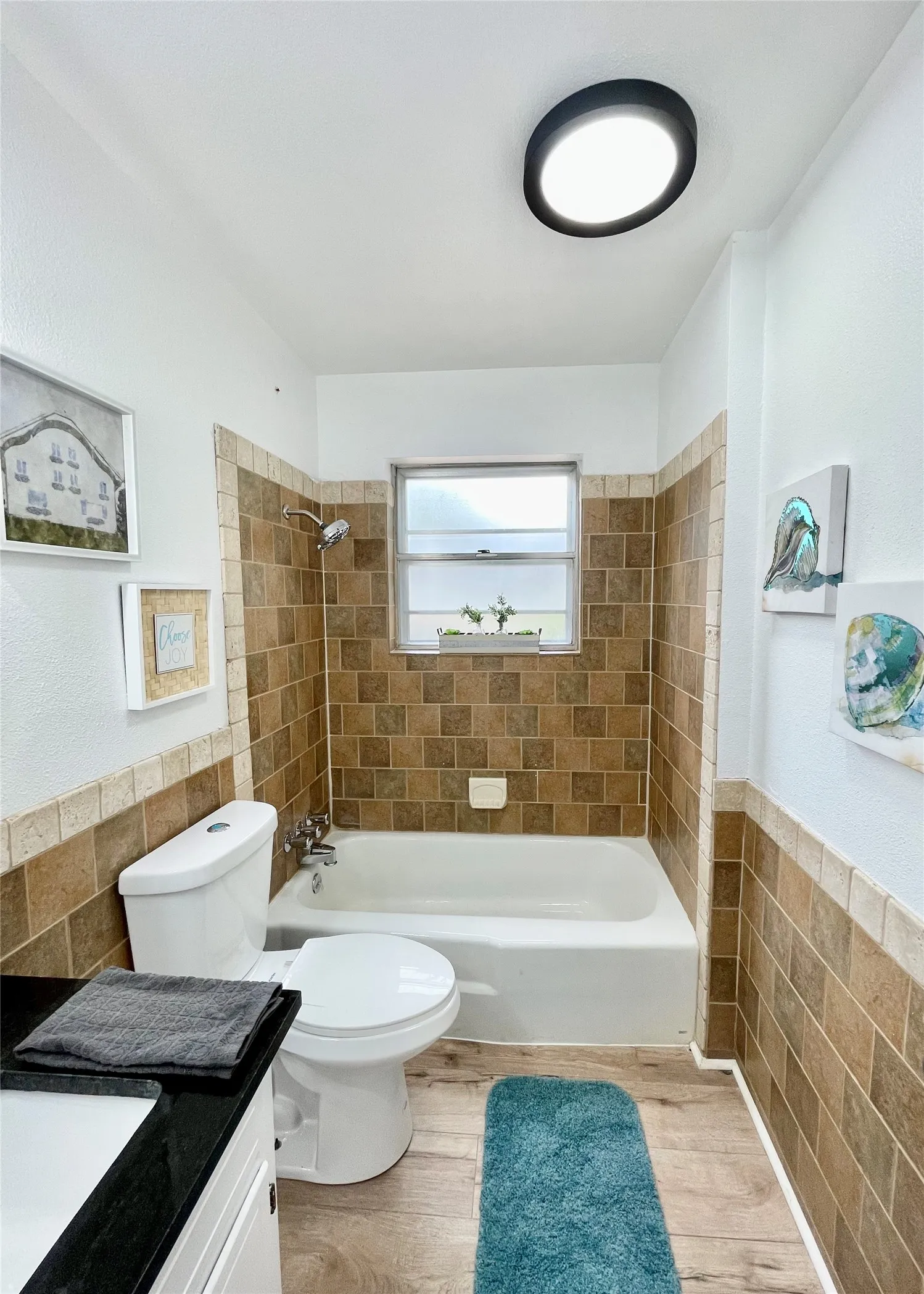 Single Family Residence For Sale in Tarrant County , 2003 Ford Street, Arlington, Texas 76013, 3 Bedroom, 2 Bathroom, 2 Garage spaces, 1,727 Sqft, built in 1972, mls#21264493, Real Estate Agent in Arlington, Homes For Sale in Tarrant county, Homes For Sale in Arlington, Realtor in Arlington Texas, Real Estate Brokerage Independent Realty Texas, Luminita Cordes Realtor