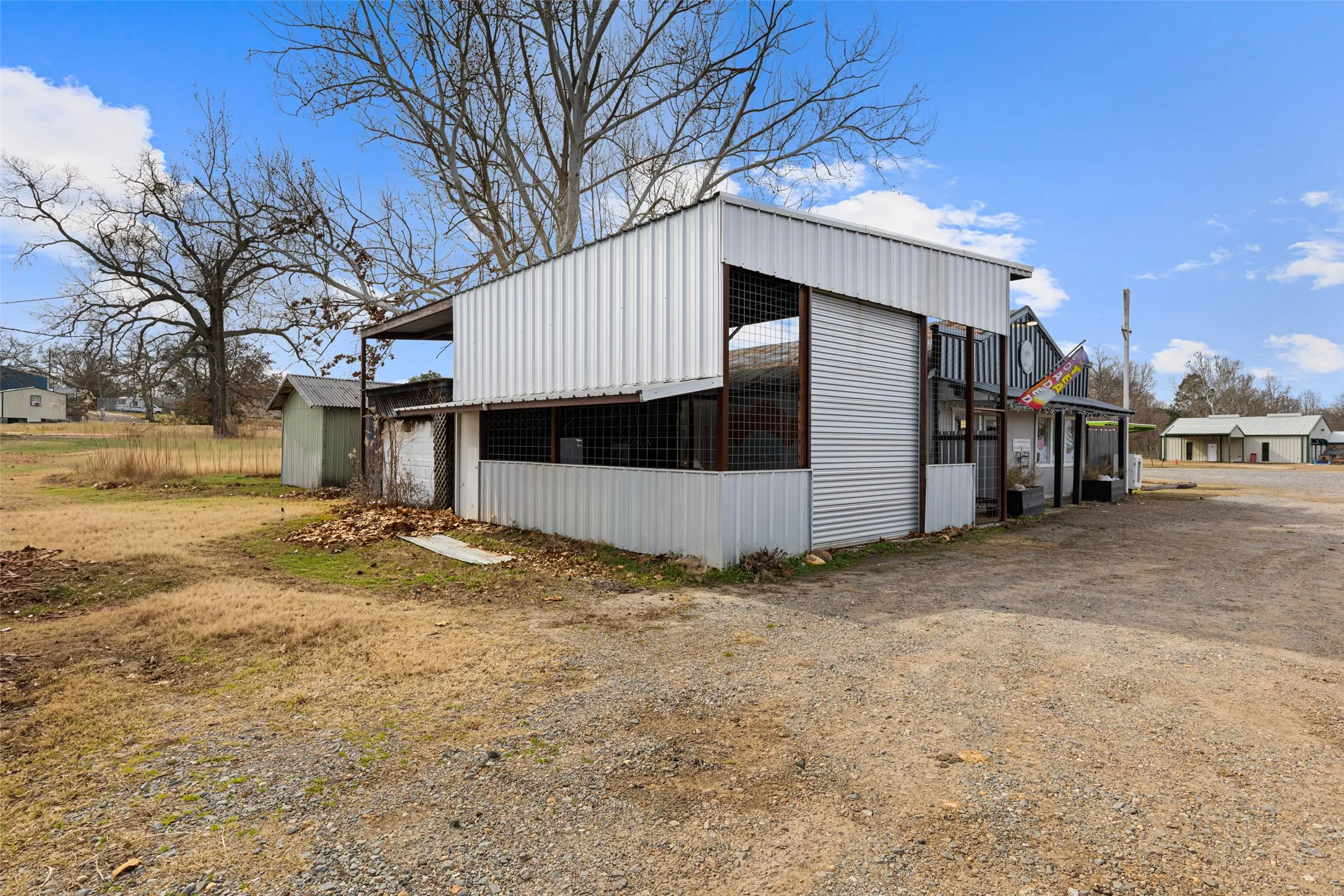 Business For Sale in Harrison County , 17227 State Highway 154, Harleton, Texas 75651, 0, 0, Garage spaces, 0 Sqft, built in 1940, mls#21264529, Real Estate Agent in Harleton, Homes For Sale in Harrison county, Homes For Sale in Harleton, Realtor in Harleton Texas, Real Estate Brokerage Independent Realty Texas, Luminita Cordes Realtor