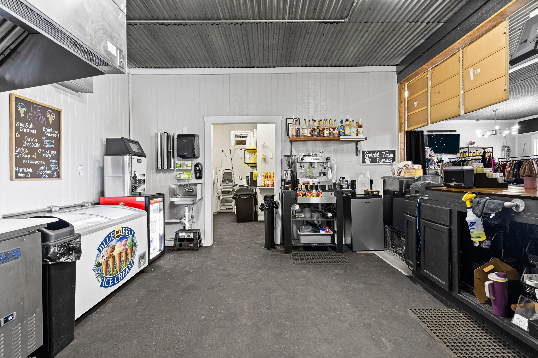 Business For Sale in Harrison County , 17227 State Highway 154, Harleton, Texas 75651, 0, 0, Garage spaces, 0 Sqft, built in 1940, mls#21264529, Real Estate Agent in Harleton, Homes For Sale in Harrison county, Homes For Sale in Harleton, Realtor in Harleton Texas, Real Estate Brokerage Independent Realty Texas, Luminita Cordes Realtor