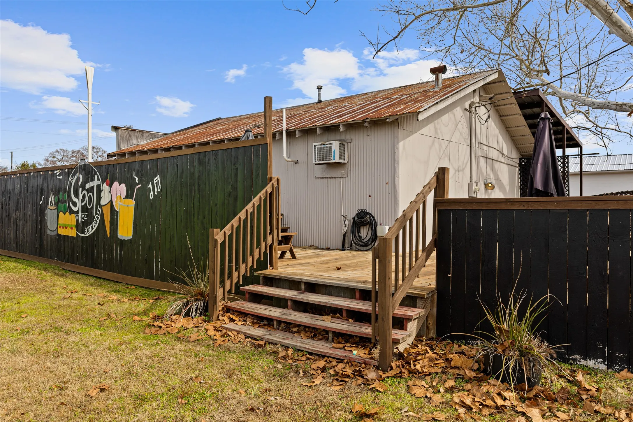 Business For Sale in Harrison County , 17227 State Highway 154, Harleton, Texas 75651, 0, 0, Garage spaces, 0 Sqft, built in 1940, mls#21264529, Real Estate Agent in Harleton, Homes For Sale in Harrison county, Homes For Sale in Harleton, Realtor in Harleton Texas, Real Estate Brokerage Independent Realty Texas, Luminita Cordes Realtor