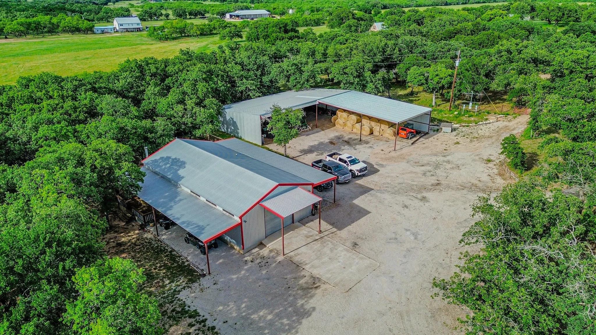 Farm For Sale in Erath County , 6085 County Road 146, Lipan, Texas 76462, 4 Bedrooms, 3 Bathrooms, Garage spaces, 2,565 Sqft, built in 2019, Price $3,450,000, mls#21261800, Real Estate Agent in Lipan, Homes For Sale in Erath county, Homes For Sale in Lipan, Realtor in Lipan Texas, Real Estate Brokerage Independent Realty Texas, Luminita Cordes Realtor