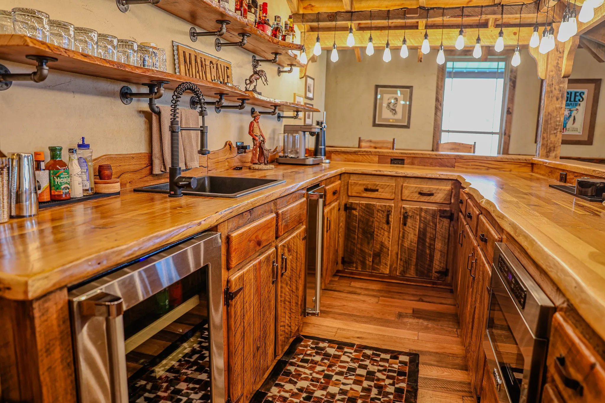 Farm For Sale in Erath County , 6085 County Road 146, Lipan, Texas 76462, 4 Bedrooms, 3 Bathrooms, Garage spaces, 2,565 Sqft, built in 2019, Price $3,450,000, mls#21261800, Real Estate Agent in Lipan, Homes For Sale in Erath county, Homes For Sale in Lipan, Realtor in Lipan Texas, Real Estate Brokerage Independent Realty Texas, Luminita Cordes Realtor