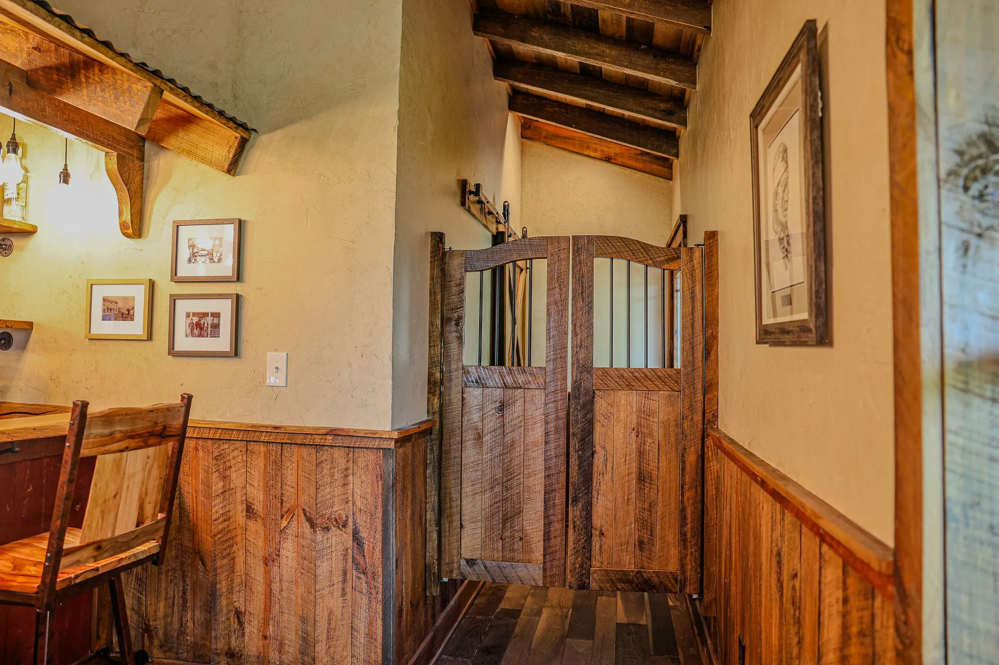 Farm For Sale in Erath County , 6085 County Road 146, Lipan, Texas 76462, 4 Bedrooms, 3 Bathrooms, Garage spaces, 2,565 Sqft, built in 2019, Price $3,450,000, mls#21261800, Real Estate Agent in Lipan, Homes For Sale in Erath county, Homes For Sale in Lipan, Realtor in Lipan Texas, Real Estate Brokerage Independent Realty Texas, Luminita Cordes Realtor