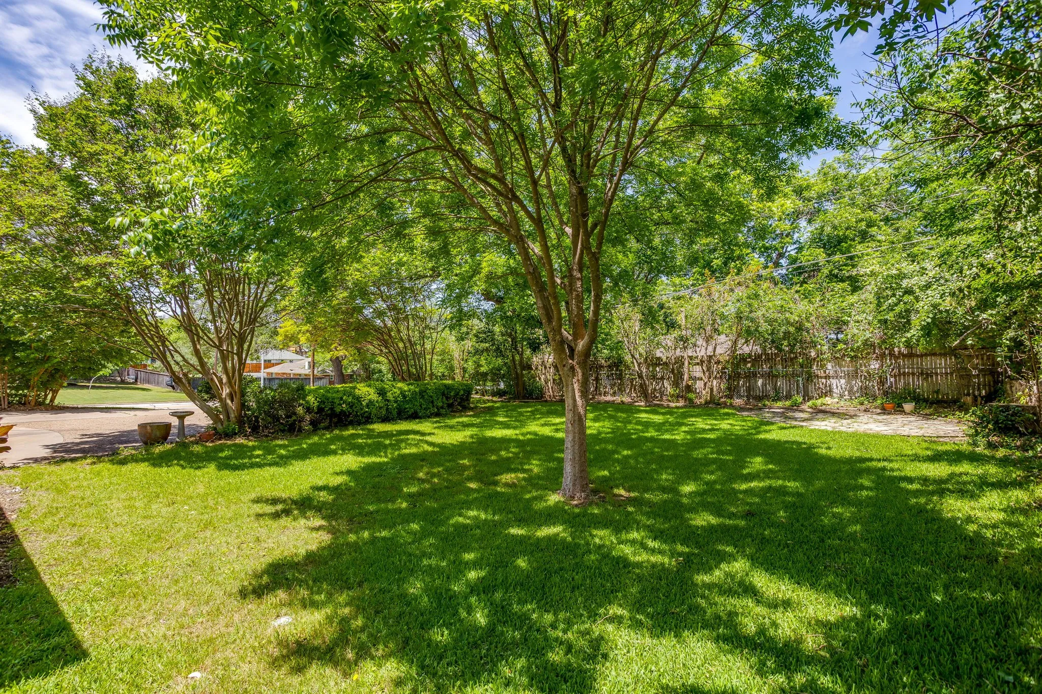 Single Family Residence For Sale in Tarrant County , 6348 Juneau Road, Fort Worth, Texas 76116, 3 Bedroom, 2 Bathroom, 2 Garage spaces, 2,467 Sqft, built in 1963, mls#21262582, Real Estate Agent in Fort Worth, Homes For Sale in Tarrant county, Homes For Sale in Fort Worth, Realtor in Fort Worth Texas, Real Estate Brokerage Independent Realty Texas, Luminita Cordes Realtor