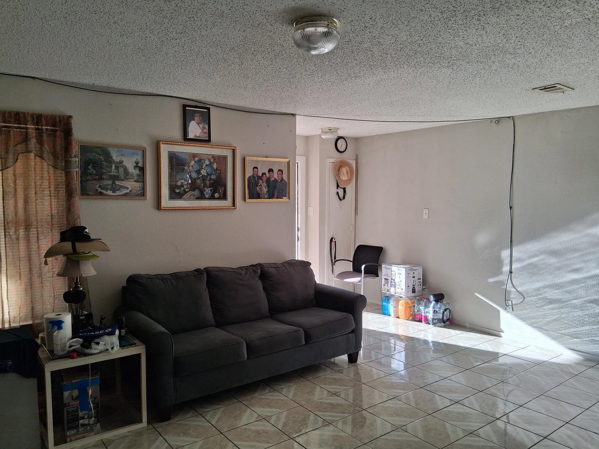 Single Family Residence For Sale in Dallas County , 4014 China Elm Drive, Dallas, Texas 75212, 3 Bedroom, 3 Bathroom, 1 Garage spaces, 1,588 Sqft, built in 2003, mls#21255004, Real Estate Agent in Dallas, Homes For Sale in Dallas county, Homes For Sale in Dallas, Realtor in Dallas Texas, Real Estate Brokerage Independent Realty Texas, Luminita Cordes Realtor