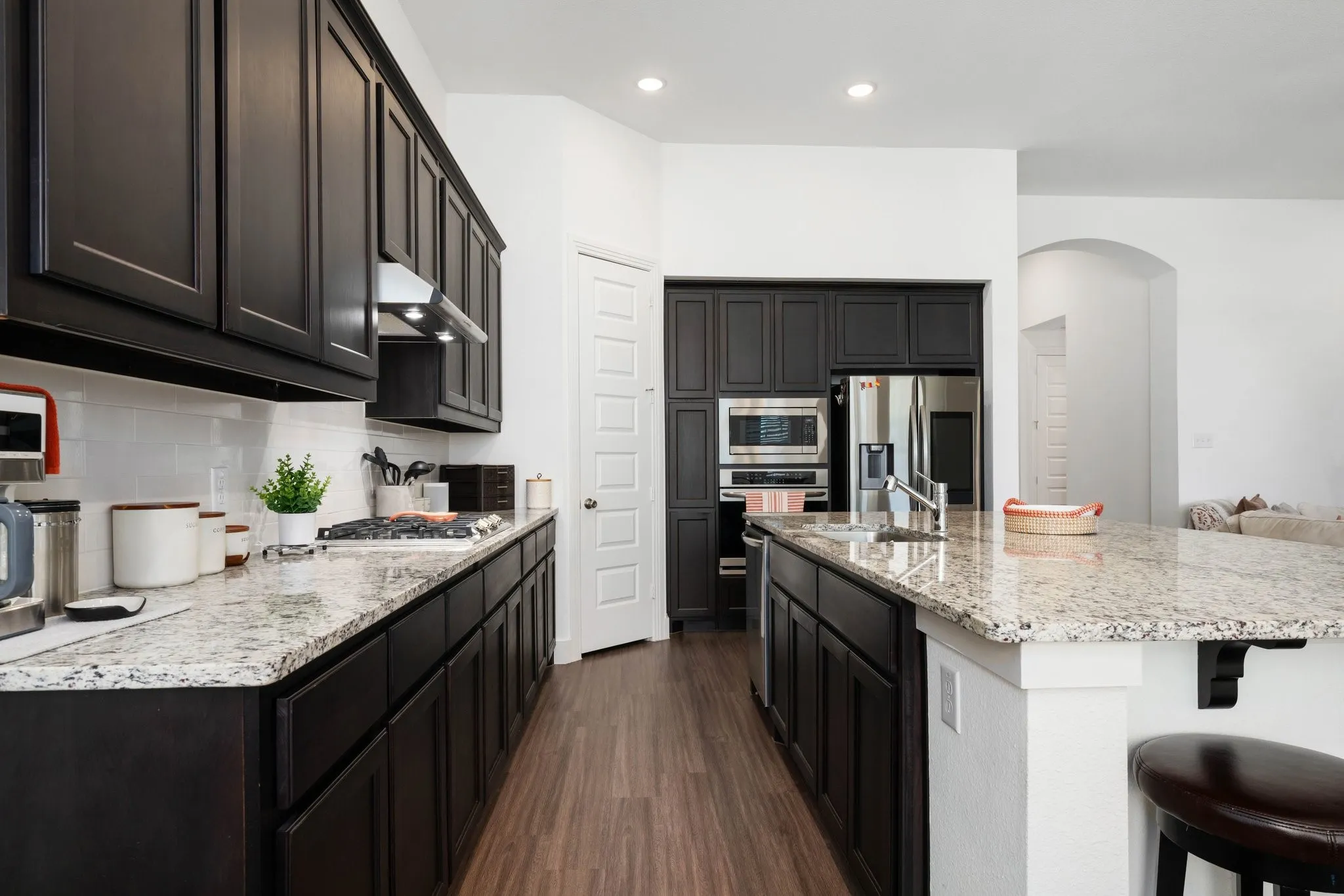 Single Family Residence For Sale in Rockwall County , 1913 Recioto Drive, Mclendon Chisholm, Texas 75032, 4 Bedroom, 3 Bathroom, 2 Garage spaces, 2,075 Sqft, built in 2019, mls#21264310, Real Estate Agent in Mclendon Chisholm, Homes For Sale in Rockwall county, Homes For Sale in Mclendon Chisholm, Realtor in Mclendon Chisholm Texas, Real Estate Brokerage Independent Realty Texas, Luminita Cordes Realtor