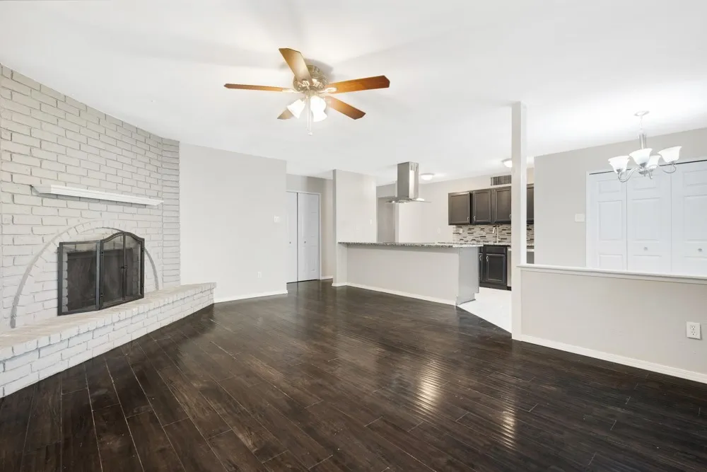 Single Family Residence For Sale in Denton County , 7217 Knight Drive, The Colony, Texas 75056, 4 Bedroom, 2 Bathroom, Garage spaces, 1,777 Sqft, built in 1978, mls#21262959, Real Estate Agent in The Colony, Homes For Sale in Denton county, Homes For Sale in The Colony, Realtor in The Colony Texas, Real Estate Brokerage Independent Realty Texas, Luminita Cordes Realtor