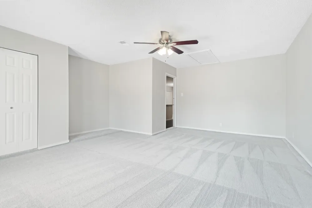 Single Family Residence For Sale in Denton County , 7217 Knight Drive, The Colony, Texas 75056, 4 Bedroom, 2 Bathroom, Garage spaces, 1,777 Sqft, built in 1978, mls#21262959, Real Estate Agent in The Colony, Homes For Sale in Denton county, Homes For Sale in The Colony, Realtor in The Colony Texas, Real Estate Brokerage Independent Realty Texas, Luminita Cordes Realtor