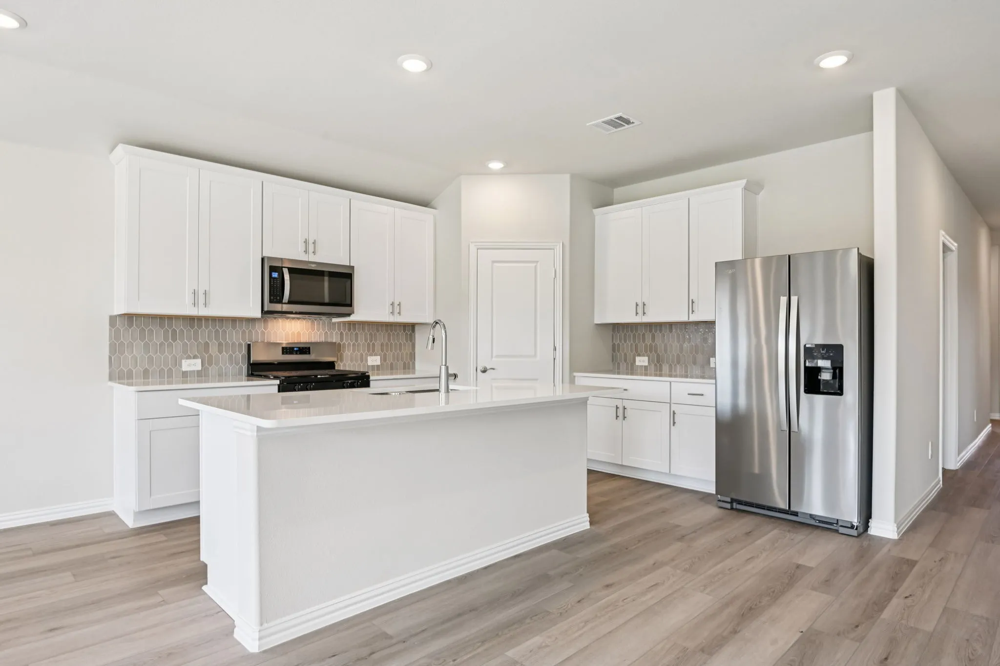 Single Family Residence For Sale in Collin County , 3049 Texoma Boulevard, Farmersville, Texas 75442, 4 Bedroom, 3 Bathroom, 2 Garage spaces, 2,059 Sqft, built in 2026, mls#21264218, Real Estate Agent in Farmersville, Homes For Sale in Collin county, Homes For Sale in Farmersville, Realtor in Farmersville Texas, Real Estate Brokerage Independent Realty Texas, Luminita Cordes Realtor