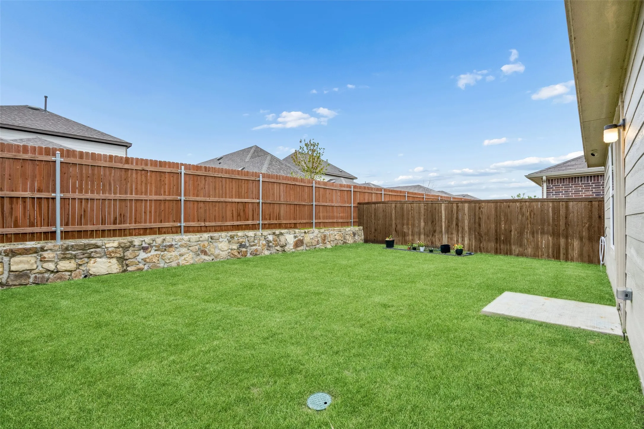 Single Family Residence For Sale in Kaufman County , 1577 Forge Pond Lane, Forney, Texas 75126, 3 Bedrooms, 2 Bathrooms, 2 Garage spaces, 1,470 Sqft, built in 2023, Price $264,000, mls#21254415, Real Estate Agent in Forney, Homes For Sale in Kaufman county, Homes For Sale in Forney, Realtor in Forney Texas, Real Estate Brokerage Independent Realty Texas, Luminita Cordes Realtor