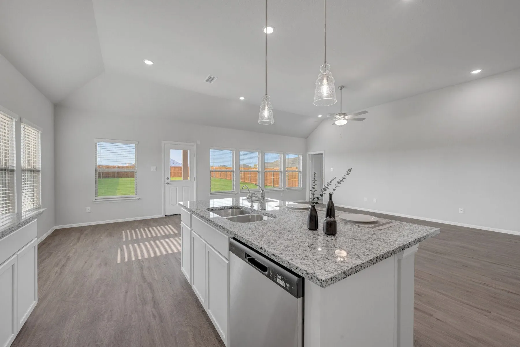 Single Family Residence For Sale in Hunt County , 1801 Gulin Street, Royse City, Texas 75189, 4 Bedroom, 3 Bathroom, 2 Garage spaces, 2,425 Sqft, built in 2026, mls#21248613, Real Estate Agent in Royse City, Homes For Sale in Hunt county, Homes For Sale in Royse City, Realtor in Royse City Texas, Real Estate Brokerage Independent Realty Texas, Luminita Cordes Realtor