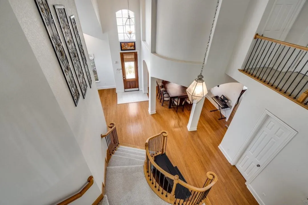 Single Family Residence For Sale in Dallas County , 10327 Offshore Drive, Irving, Texas 75063, 6 Bedroom, 5 Bathroom, 2 Garage spaces, 3,863 Sqft, built in 2005, Price $829,999, mls#21254119, Real Estate Agent in Irving, Homes For Sale in Dallas county, Homes For Sale in Irving, Realtor in Irving Texas, Real Estate Brokerage Independent Realty Texas, Luminita Cordes Realtor