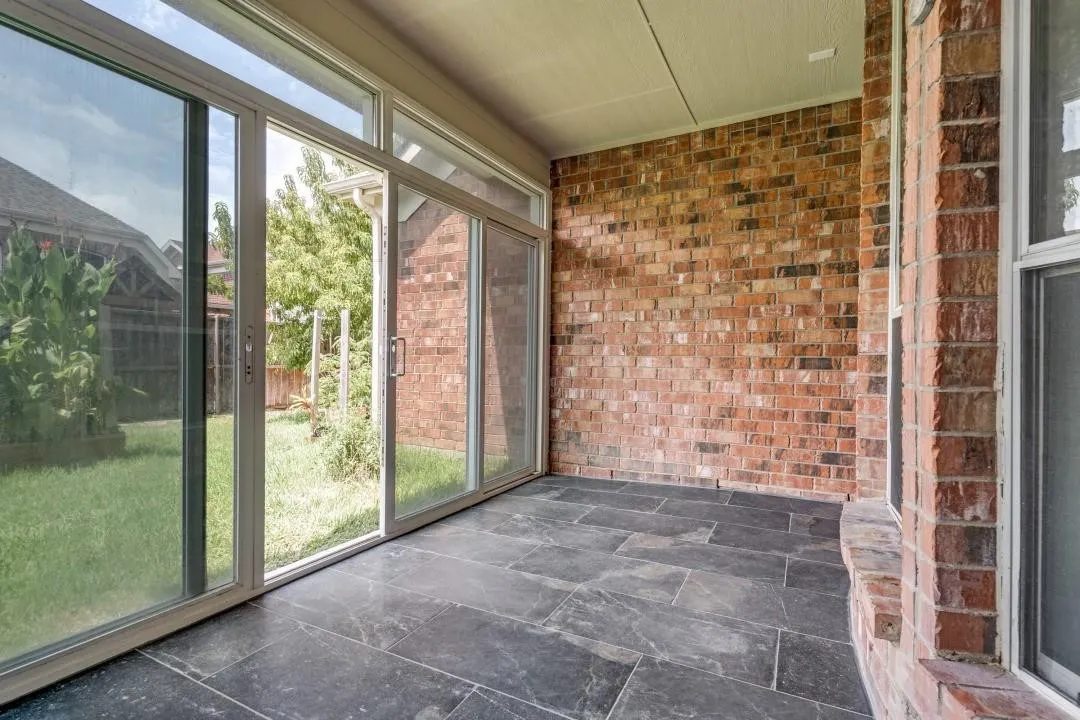 Single Family Residence For Sale in Dallas County , 10327 Offshore Drive, Irving, Texas 75063, 6 Bedroom, 5 Bathroom, 2 Garage spaces, 3,863 Sqft, built in 2005, Price $829,999, mls#21254119, Real Estate Agent in Irving, Homes For Sale in Dallas county, Homes For Sale in Irving, Realtor in Irving Texas, Real Estate Brokerage Independent Realty Texas, Luminita Cordes Realtor