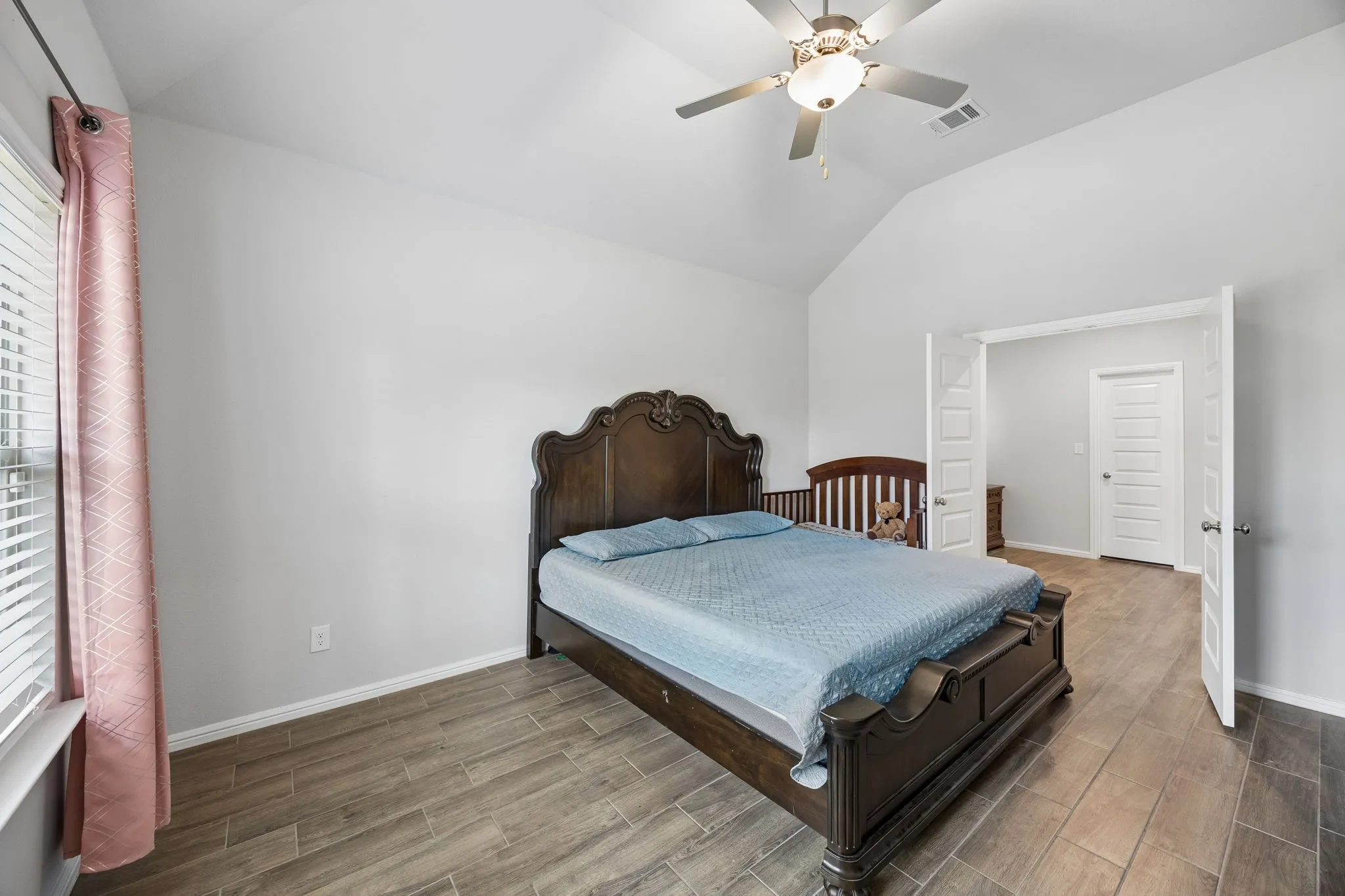 Single Family Residence For Sale in Denton County , 13036 Mizell Lane, Providence Village, Texas 76227, 5 Bedroom, 3 Bathroom, 2 Garage spaces, 2,407 Sqft, built in 2022, mls#21264430, Real Estate Agent in Providence Village, Homes For Sale in Denton county, Homes For Sale in Providence Village, Realtor in Providence Village Texas, Real Estate Brokerage Independent Realty Texas, Luminita Cordes Realtor
