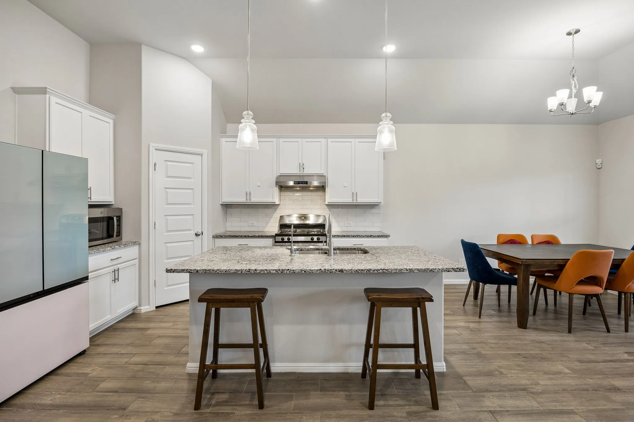 Single Family Residence For Sale in Denton County , 13036 Mizell Lane, Providence Village, Texas 76227, 5 Bedroom, 3 Bathroom, 2 Garage spaces, 2,407 Sqft, built in 2022, mls#21264430, Real Estate Agent in Providence Village, Homes For Sale in Denton county, Homes For Sale in Providence Village, Realtor in Providence Village Texas, Real Estate Brokerage Independent Realty Texas, Luminita Cordes Realtor