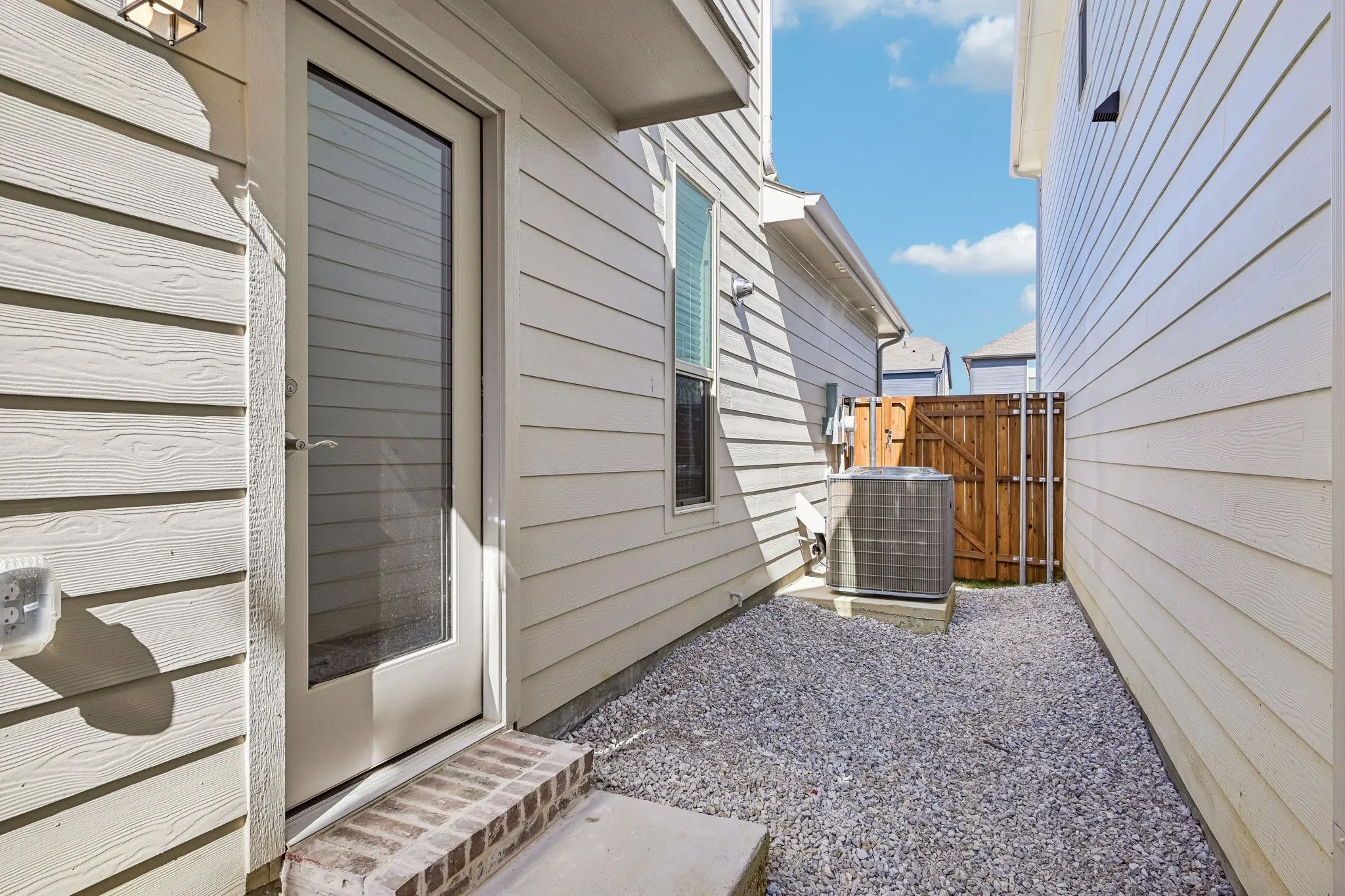 Single Family Residence For Sale in Denton County , 2740 Teton Street, Corinth, Texas 76210, 3 Bedroom, 3 Bathroom, 2 Garage spaces, 1,650 Sqft, built in 2026, mls#21264191, Real Estate Agent in Corinth, Homes For Sale in Denton county, Homes For Sale in Corinth, Realtor in Corinth Texas, Real Estate Brokerage Independent Realty Texas, Luminita Cordes Realtor