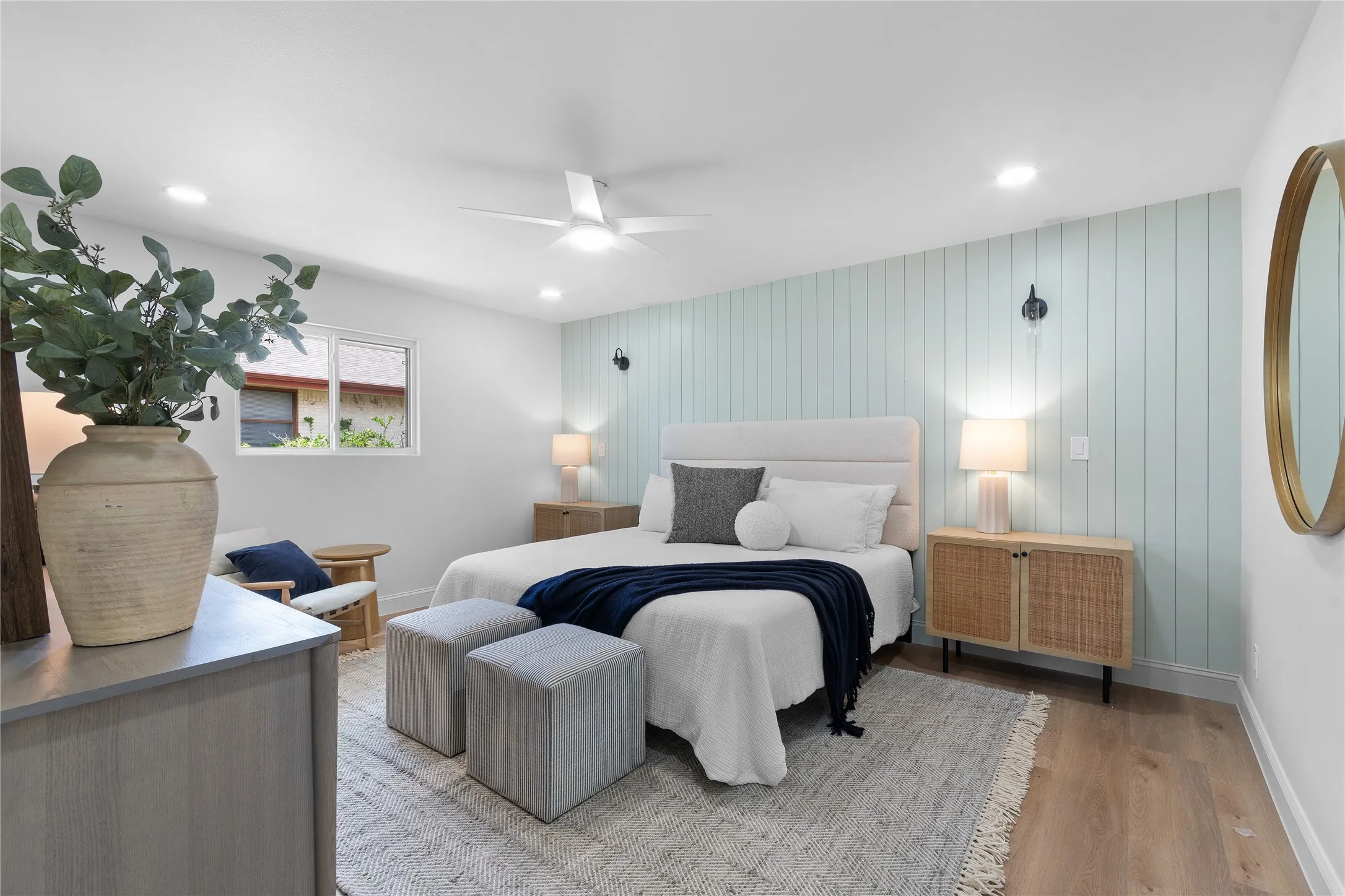 Single Family Residence For Sale in Dallas County , 7881 La Cabeza Drive, Dallas, Texas 75248, 4 Bedroom, 2 Bathroom, 2 Garage spaces, 2,123 Sqft, built in 1968, mls#21262786, Real Estate Agent in Dallas, Homes For Sale in Dallas county, Homes For Sale in Dallas, Realtor in Dallas Texas, Real Estate Brokerage Independent Realty Texas, Luminita Cordes Realtor