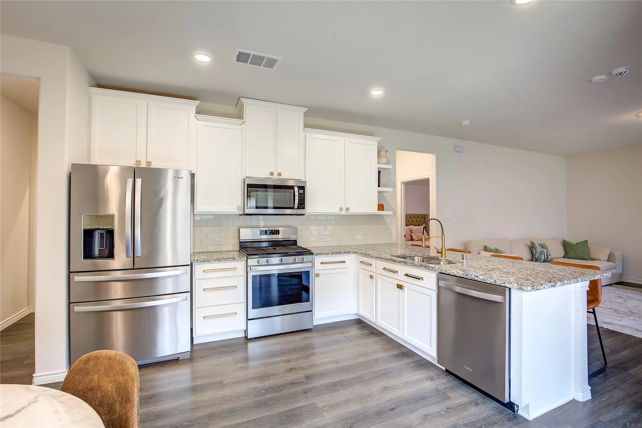 Single Family Residence For Sale in Kaufman County , 2529 Pettus Drive, Forney, Texas 75126, 3 Bedroom, 2 Bathroom, 2 Garage spaces, 1,510 Sqft, built in 2020, mls#21263758, Real Estate Agent in Forney, Homes For Sale in Kaufman county, Homes For Sale in Forney, Realtor in Forney Texas, Real Estate Brokerage Independent Realty Texas, Luminita Cordes Realtor