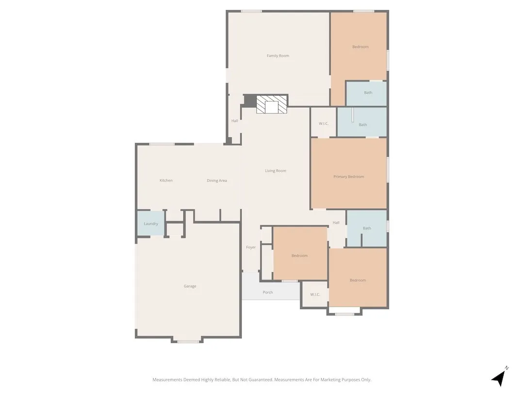 Single Family Residence For Sale in Hood County , 6514 Circo Drive, De Cordova, Texas 76049, 4 Bedroom, 3 Bathroom, 2 Garage spaces, 2,771 Sqft, built in 1976, mls#21264622, Real Estate Agent in De Cordova, Homes For Sale in Hood county, Homes For Sale in De Cordova, Realtor in De Cordova Texas, Real Estate Brokerage Independent Realty Texas, Luminita Cordes Realtor
