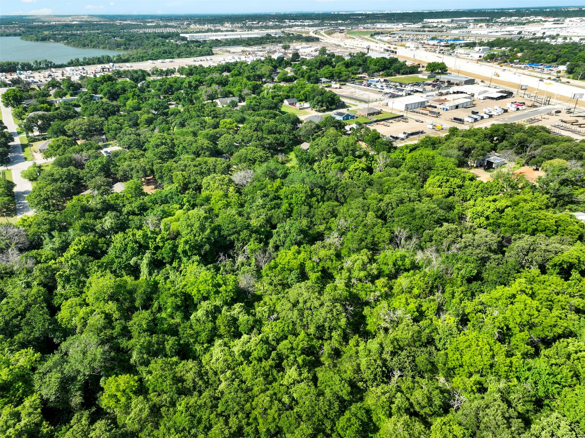 Unimproved Land For Sale in Tarrant County , 5829 Oakdale Drive, Fort Worth, Texas 76119, 0, 0, Garage spaces, 0 Sqft, built in 0, Price $225,000, mls#21264282, Real Estate Agent in Fort Worth, Homes For Sale in Tarrant county, Homes For Sale in Fort Worth, Realtor in Fort Worth Texas, Real Estate Brokerage Independent Realty Texas, Luminita Cordes Realtor