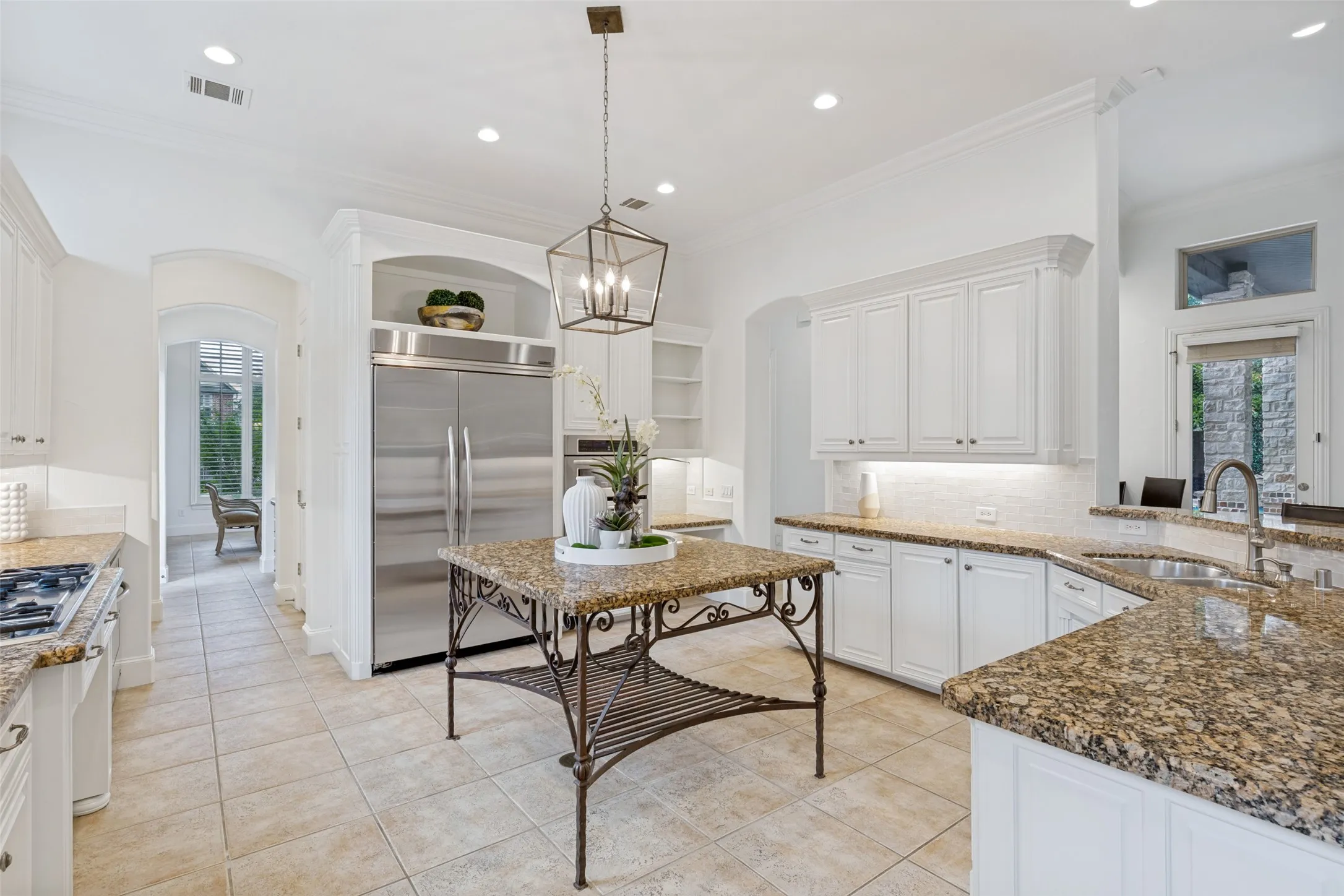 Single Family Residence For Sale in Denton County , 5167 Lorraine Drive, Frisco, Texas 75034, 5 Bedroom, 6 Bathroom, 3 Garage spaces, 6,283 Sqft, built in 2000, mls#21264496, Real Estate Agent in Frisco, Homes For Sale in Denton county, Homes For Sale in Frisco, Realtor in Frisco Texas, Real Estate Brokerage Independent Realty Texas, Luminita Cordes Realtor