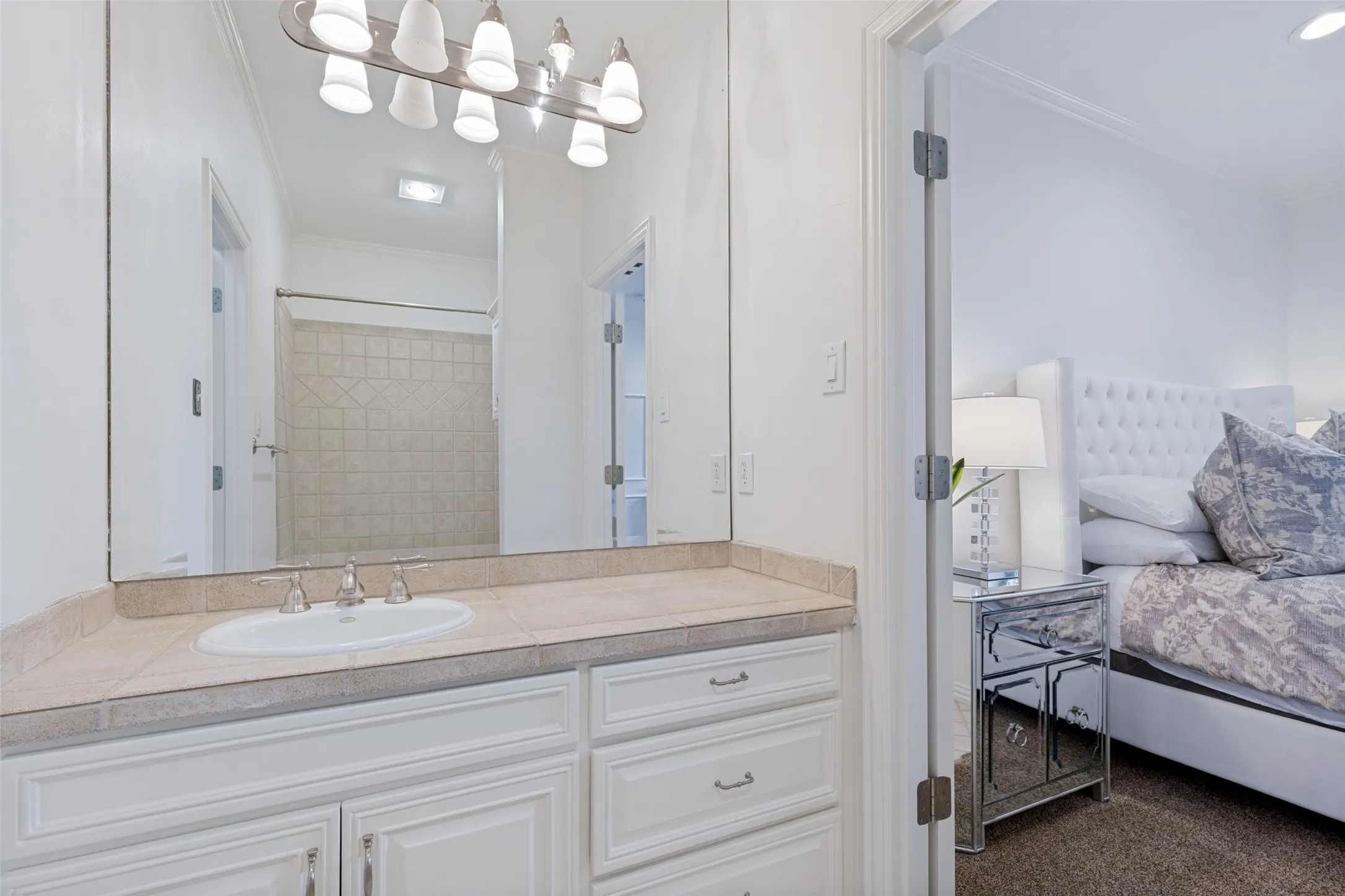 Single Family Residence For Sale in Denton County , 5167 Lorraine Drive, Frisco, Texas 75034, 5 Bedroom, 6 Bathroom, 3 Garage spaces, 6,283 Sqft, built in 2000, mls#21264496, Real Estate Agent in Frisco, Homes For Sale in Denton county, Homes For Sale in Frisco, Realtor in Frisco Texas, Real Estate Brokerage Independent Realty Texas, Luminita Cordes Realtor