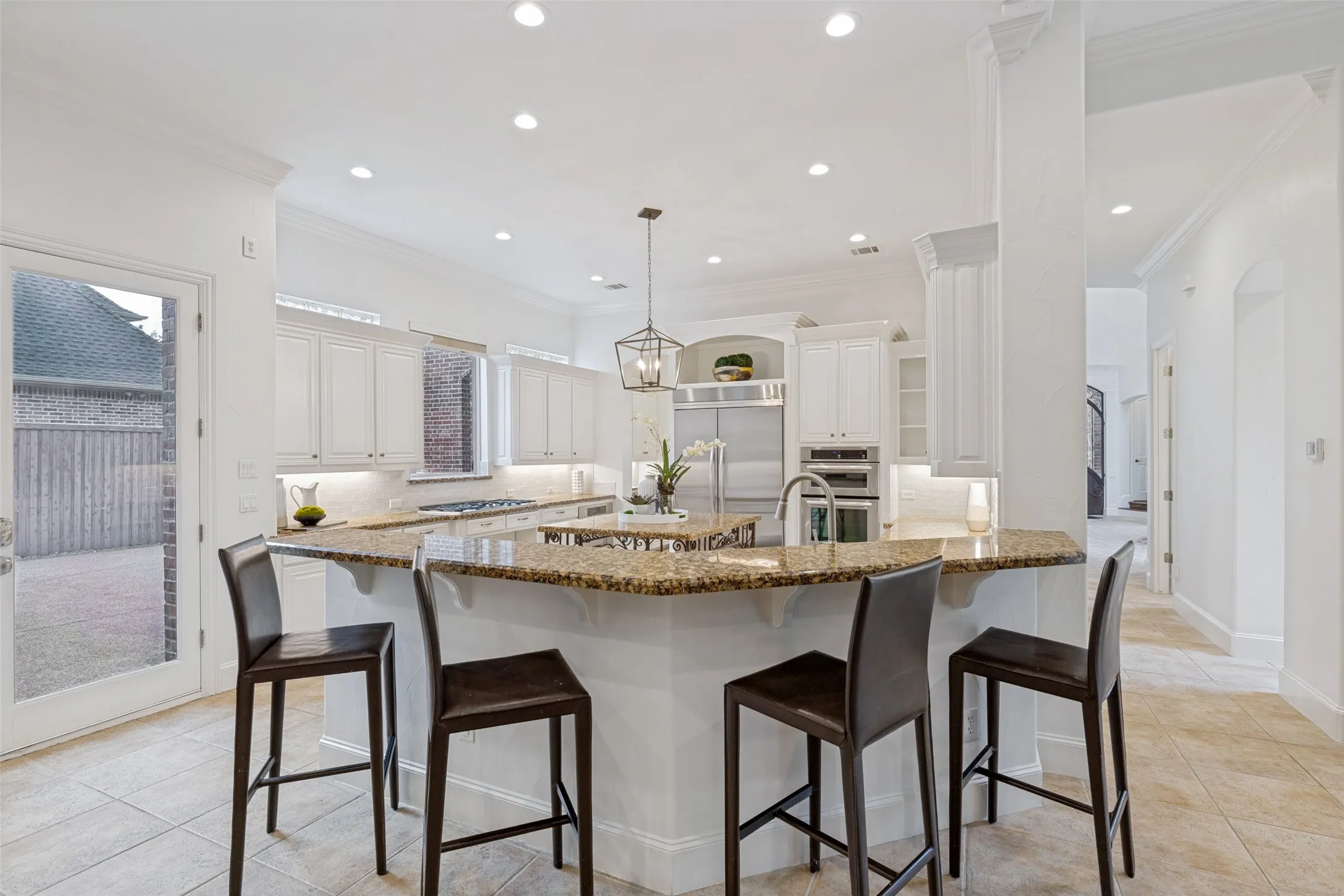 Single Family Residence For Sale in Denton County , 5167 Lorraine Drive, Frisco, Texas 75034, 5 Bedroom, 6 Bathroom, 3 Garage spaces, 6,283 Sqft, built in 2000, mls#21264496, Real Estate Agent in Frisco, Homes For Sale in Denton county, Homes For Sale in Frisco, Realtor in Frisco Texas, Real Estate Brokerage Independent Realty Texas, Luminita Cordes Realtor
