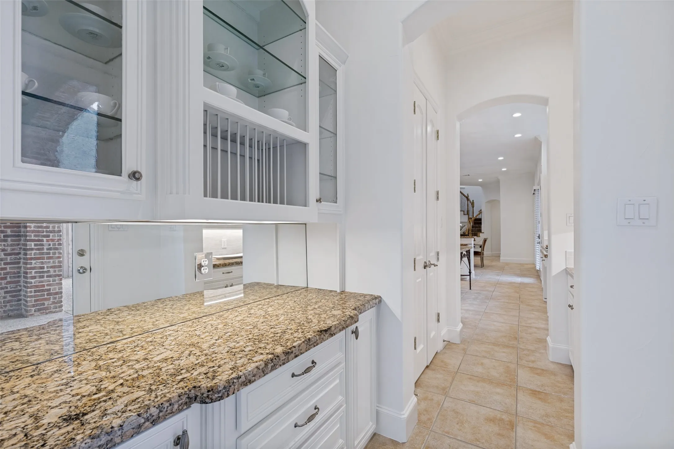Single Family Residence For Sale in Denton County , 5167 Lorraine Drive, Frisco, Texas 75034, 5 Bedroom, 6 Bathroom, 3 Garage spaces, 6,283 Sqft, built in 2000, mls#21264496, Real Estate Agent in Frisco, Homes For Sale in Denton county, Homes For Sale in Frisco, Realtor in Frisco Texas, Real Estate Brokerage Independent Realty Texas, Luminita Cordes Realtor