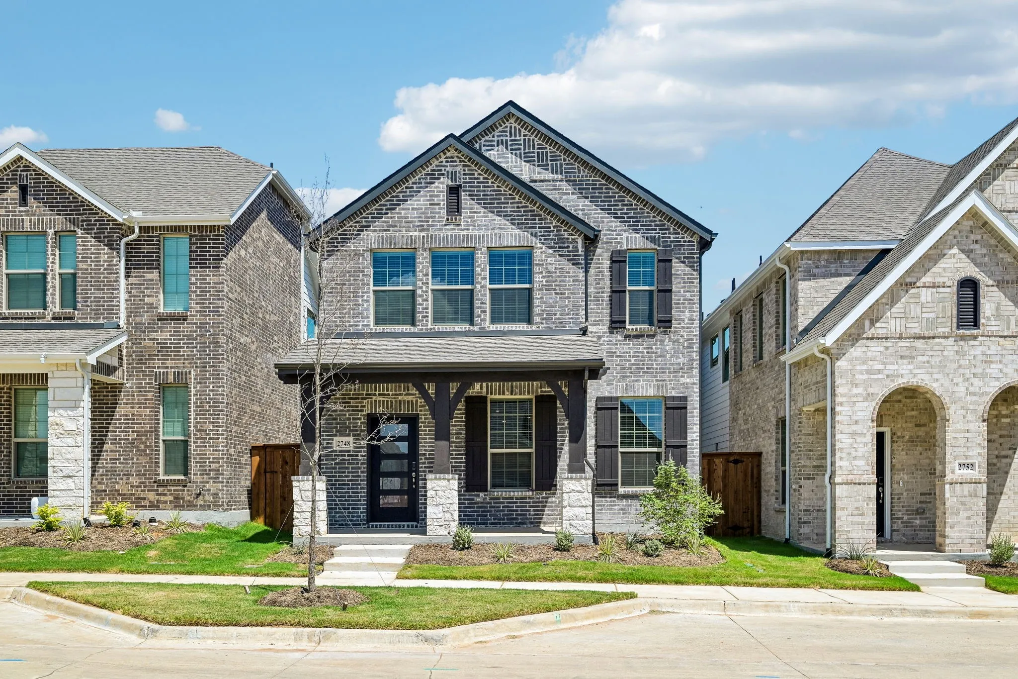 Single Family Residence For Sale in Denton County , 2748 Teton Street, Corinth, Texas 76209, 3 Bedroom, 3 Bathroom, 2 Garage spaces, 2,203 Sqft, built in 2026, mls#21264187, Real Estate Agent in Corinth, Homes For Sale in Denton county, Homes For Sale in Corinth, Realtor in Corinth Texas, Real Estate Brokerage Independent Realty Texas, Luminita Cordes Realtor