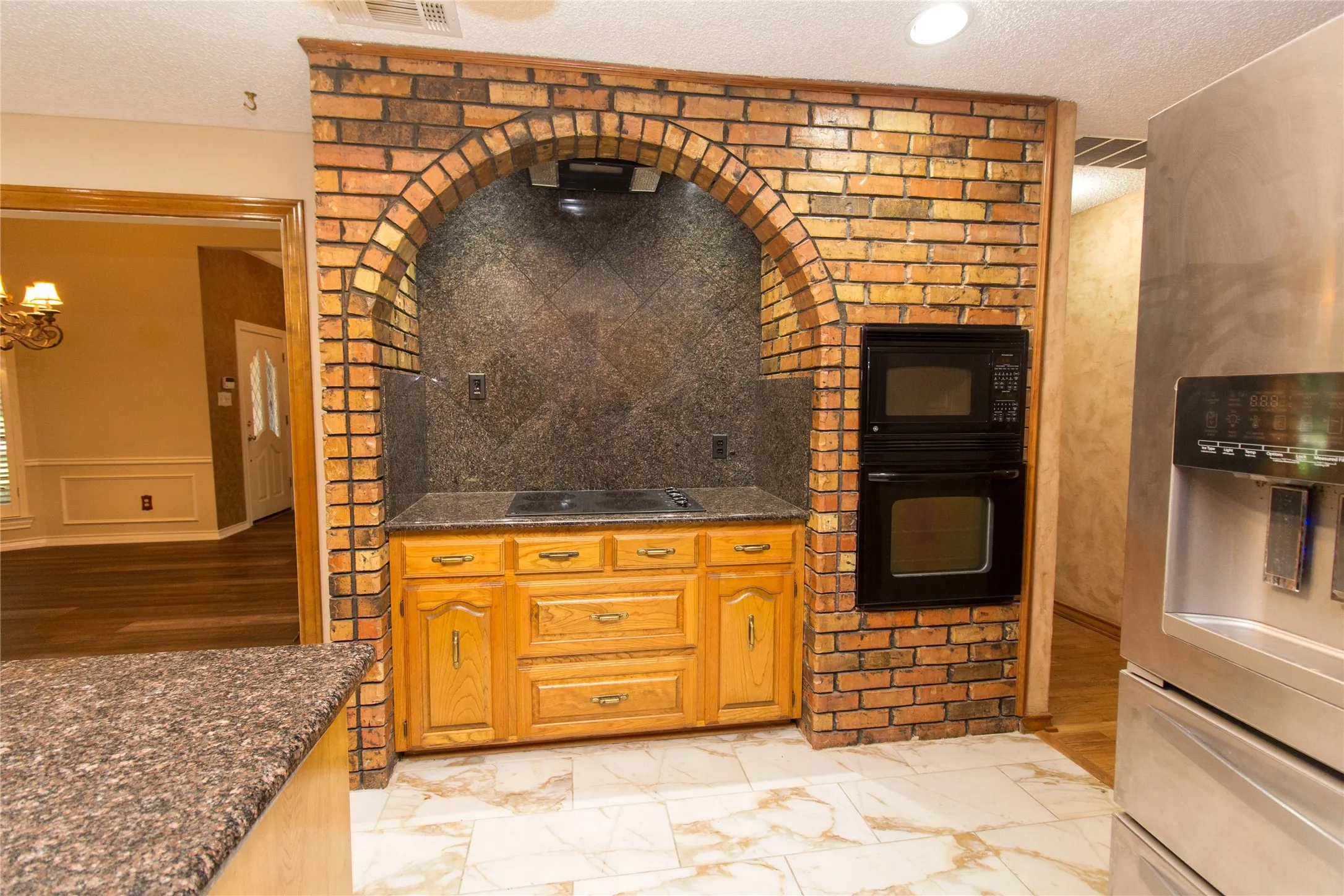Single Family Residence For Sale in Dallas County , 3014 Pecan Ridge Drive, Rowlett, Texas 75088, 3 Bedroom, 3 Bathroom, 2 Garage spaces, 2,349 Sqft, built in 1985, mls#21264543, Real Estate Agent in Rowlett, Homes For Sale in Dallas county, Homes For Sale in Rowlett, Realtor in Rowlett Texas, Real Estate Brokerage Independent Realty Texas, Luminita Cordes Realtor