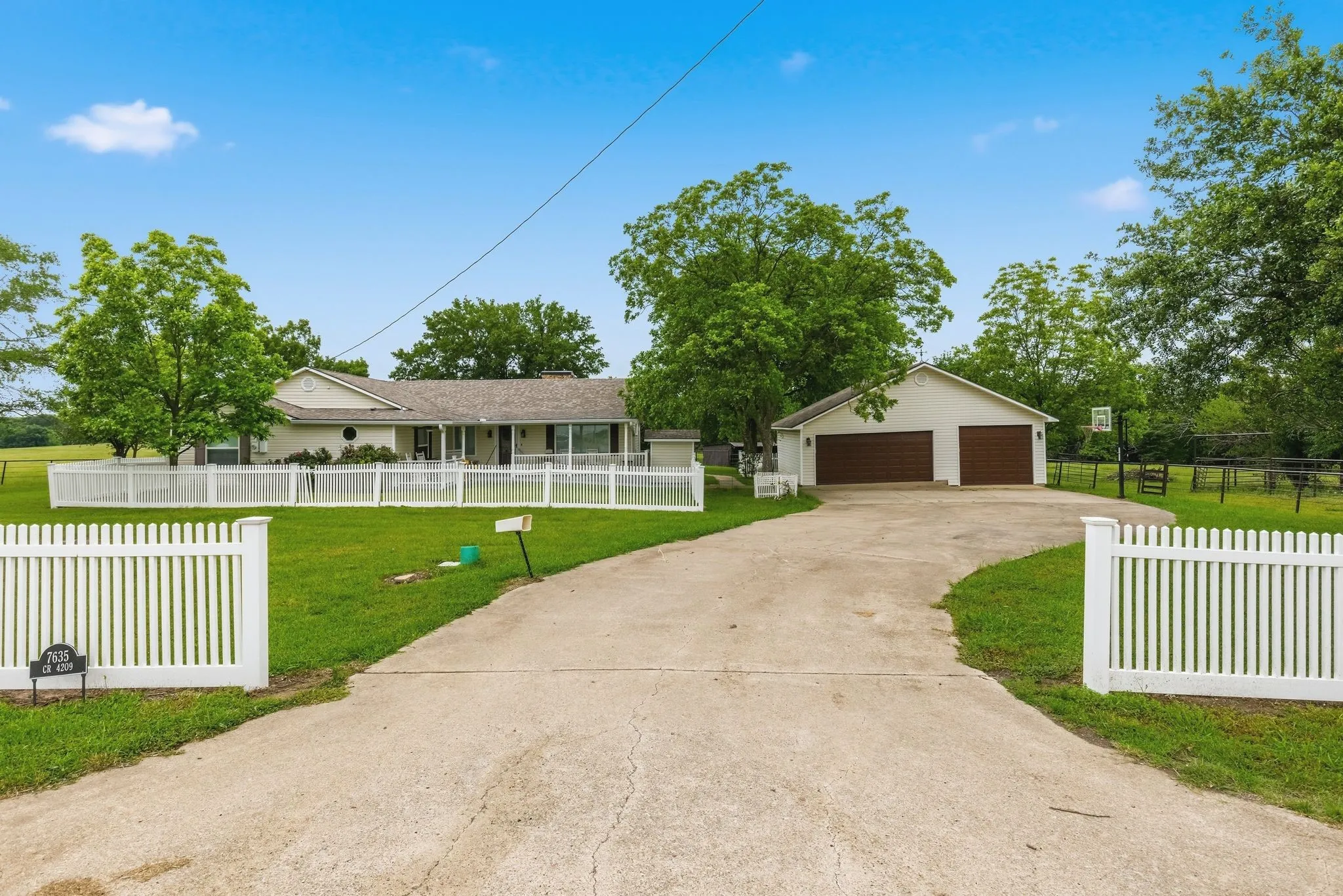 Ranch For Sale in Hunt County , 7635 County Road 4209, Campbell, Texas 75422, 0, 0, Garage spaces, 0 Sqft, built in 1939, Price $1,800,000, mls#21264691, Real Estate Agent in Campbell, Homes For Sale in Hunt county, Homes For Sale in Campbell, Realtor in Campbell Texas, Real Estate Brokerage Independent Realty Texas, Luminita Cordes Realtor