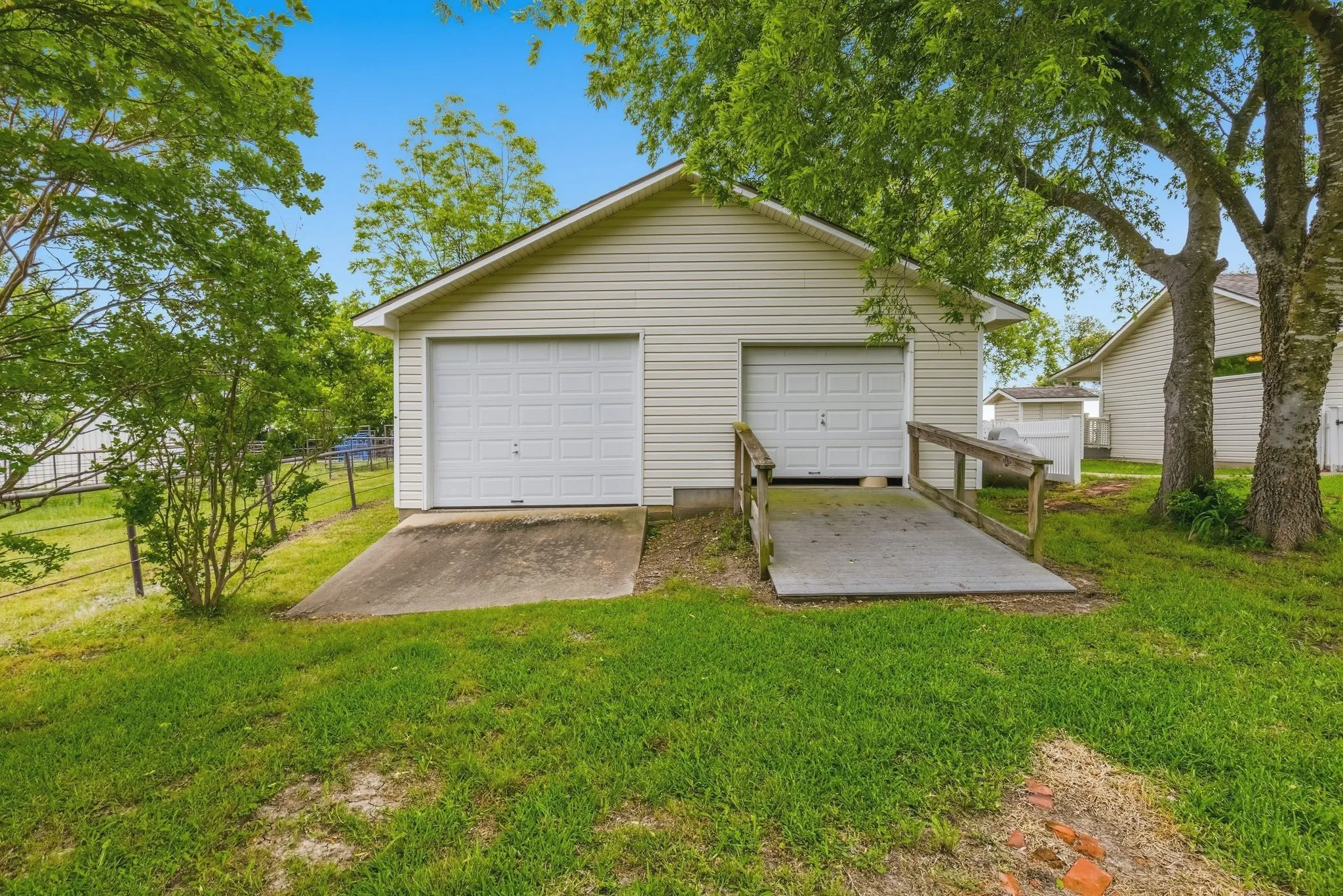 Ranch For Sale in Hunt County , 7635 County Road 4209, Campbell, Texas 75422, 0, 0, Garage spaces, 0 Sqft, built in 1939, Price $1,800,000, mls#21264691, Real Estate Agent in Campbell, Homes For Sale in Hunt county, Homes For Sale in Campbell, Realtor in Campbell Texas, Real Estate Brokerage Independent Realty Texas, Luminita Cordes Realtor
