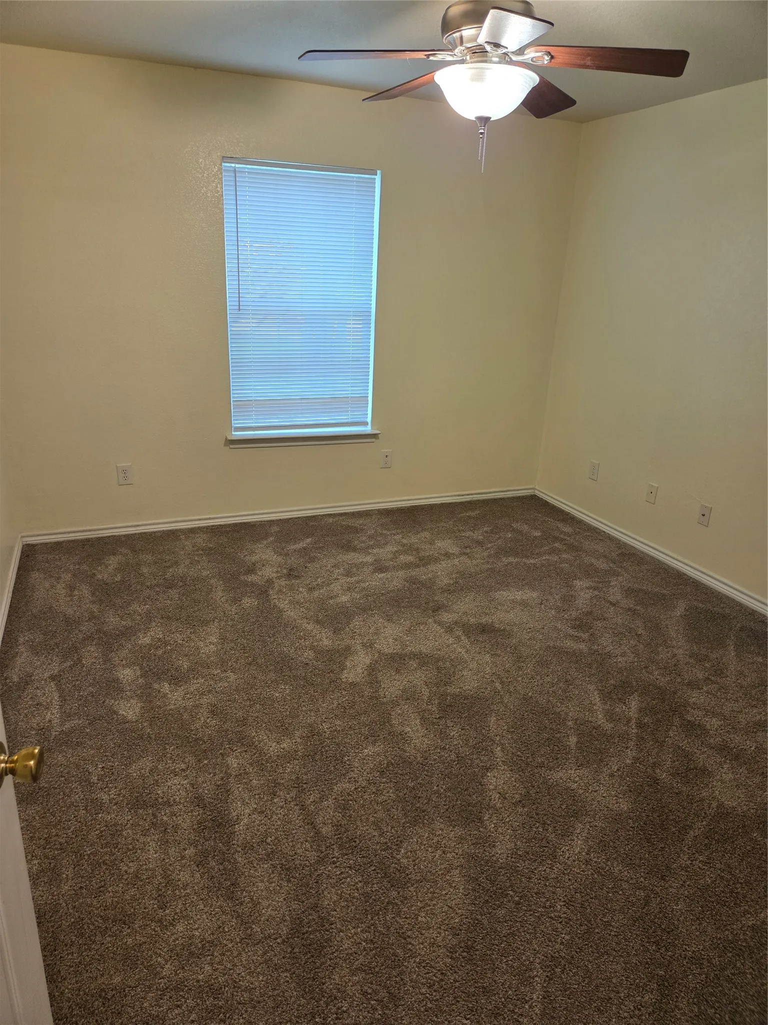 Single Family Residence For Sale in Mc Lennan County , 320 Hazelwood Avenue, Waco, Texas 76705, 3 Bedroom, 2 Bathroom, 1 Garage spaces, 1,296 Sqft, built in 2009, mls#21264577, Real Estate Agent in Waco, Homes For Sale in Mc Lennan county, Homes For Sale in Waco, Realtor in Waco Texas, Real Estate Brokerage Independent Realty Texas, Luminita Cordes Realtor