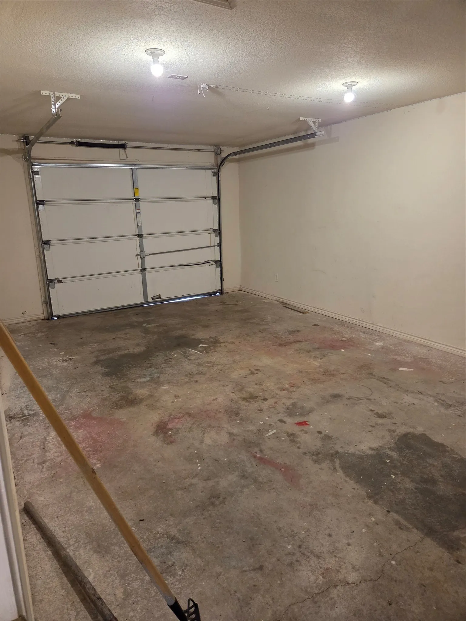 Single Family Residence For Sale in Mc Lennan County , 320 Hazelwood Avenue, Waco, Texas 76705, 3 Bedroom, 2 Bathroom, 1 Garage spaces, 1,296 Sqft, built in 2009, mls#21264577, Real Estate Agent in Waco, Homes For Sale in Mc Lennan county, Homes For Sale in Waco, Realtor in Waco Texas, Real Estate Brokerage Independent Realty Texas, Luminita Cordes Realtor