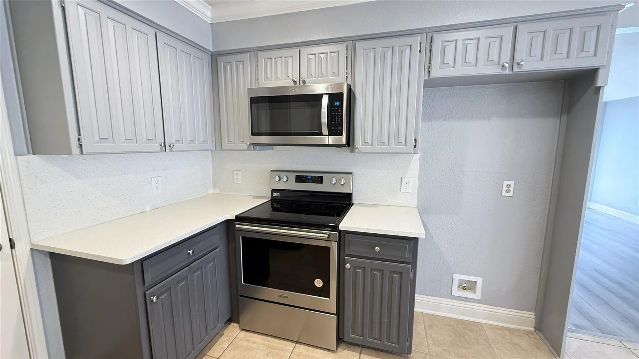 Single Family Residence For Rent in Tarrant County , 5611 Autumn Wheat Trail, Arlington, Texas 76017, 3 Bedrooms, 2 Bathrooms, 2 Garage spaces, 1,691 Sqft, built in 1985, Price $2,350, mls#21259642, Real Estate Agent in Arlington, Homes For Rent in Tarrant county, Homes For Rent in Arlington, Realtor in Arlington Texas, Real Estate Brokerage Independent Realty Texas, Luminita Cordes Realtor